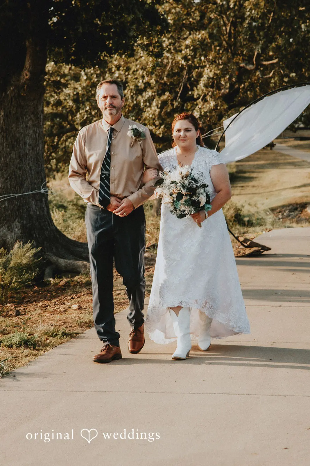 Rachel + Brandon Sequoyah State Park Lodge Wedding // Rachel & Brandon -