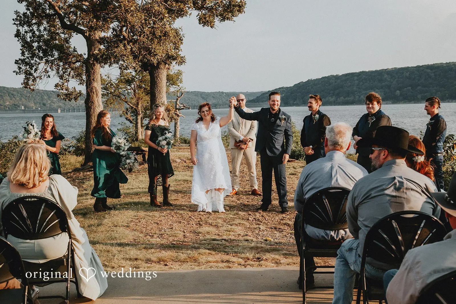 Rachel + Brandon Sequoyah State Park Lodge Wedding // Rachel & Brandon -