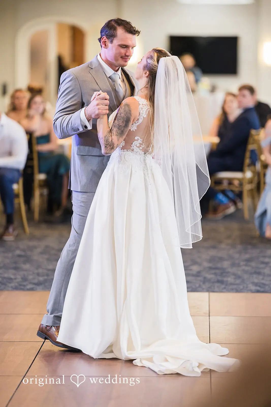 Centre Club Tampa Wedding // Levi & Kristin -