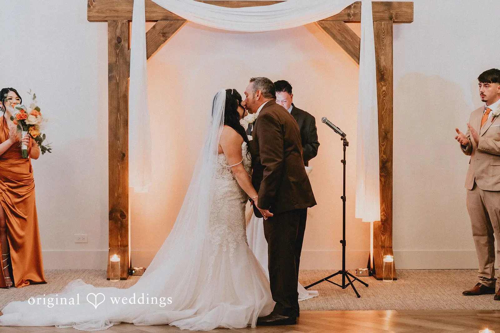 Jessica + Kevin Signature Barn Banquet Hall Wedding // Jessica & Kevin -