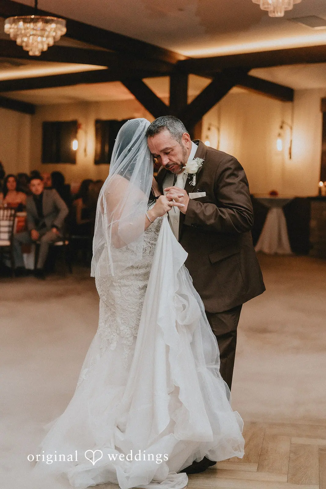 Jessica + Kevin Signature Barn Banquet Hall Wedding // Jessica & Kevin -