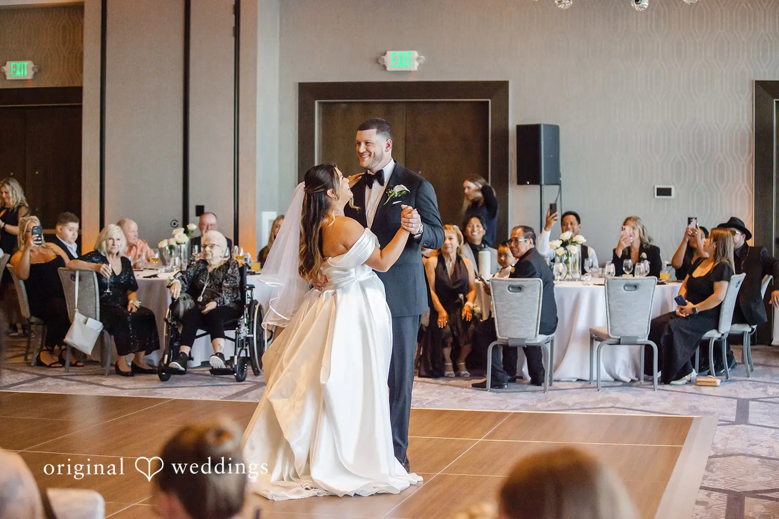 Kalena + Brendan Silver Cloud Point Ruston Wedding // Kalena & Brendan -