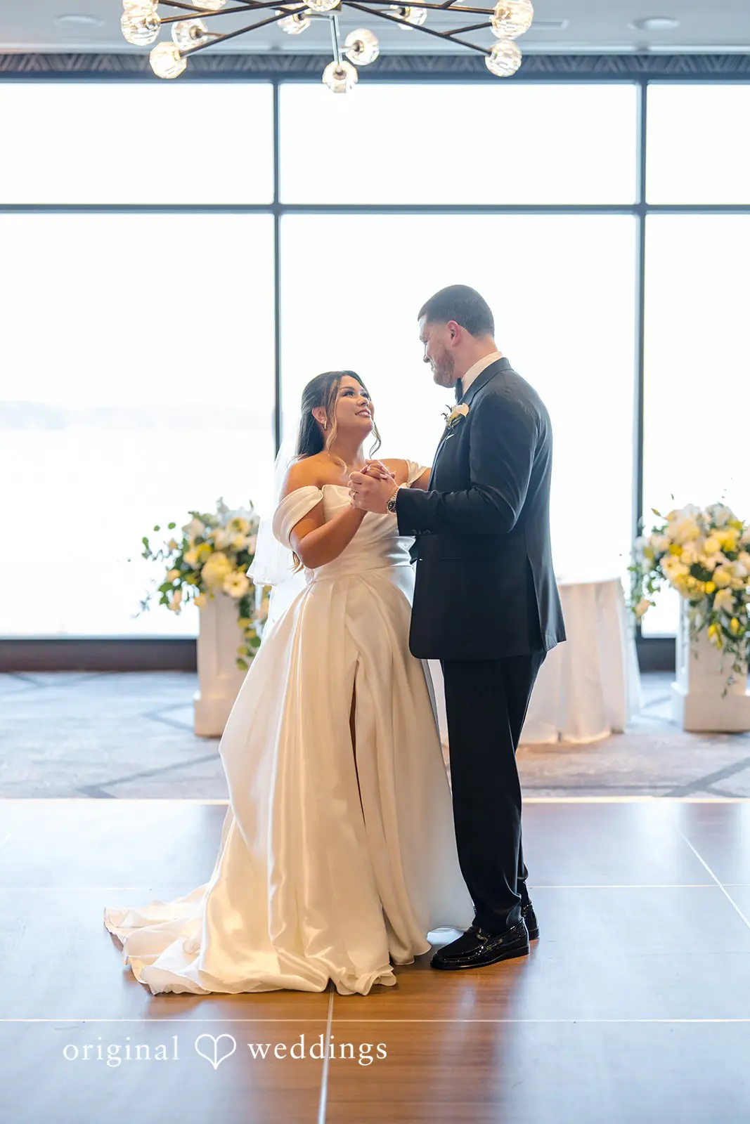 Kalena + Brendan Silver Cloud Point Ruston Wedding // Kalena & Brendan -