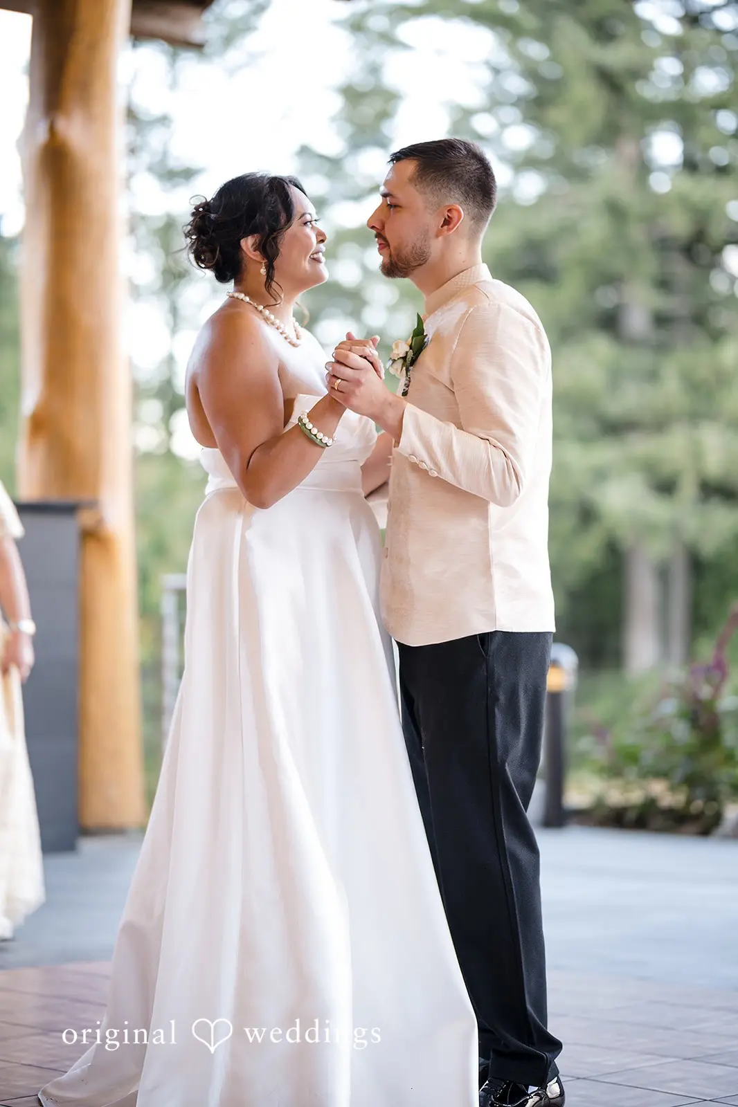 Nathasia + Travis Skamania Lodge Wedding // Nathasia & Travis -