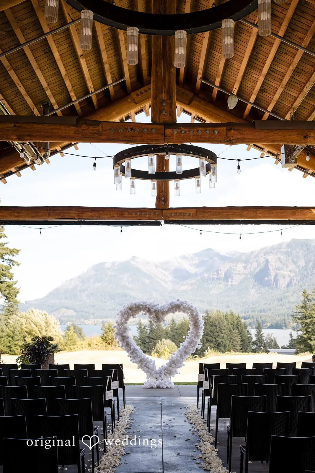 Nathasia + Travis Skamania Lodge Wedding // Nathasia & Travis -