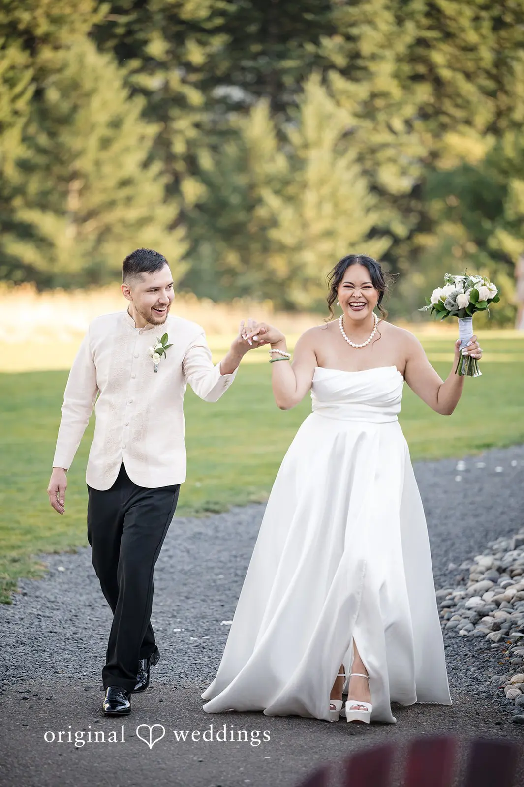 Nathasia + Travis Skamania Lodge Wedding // Nathasia & Travis -