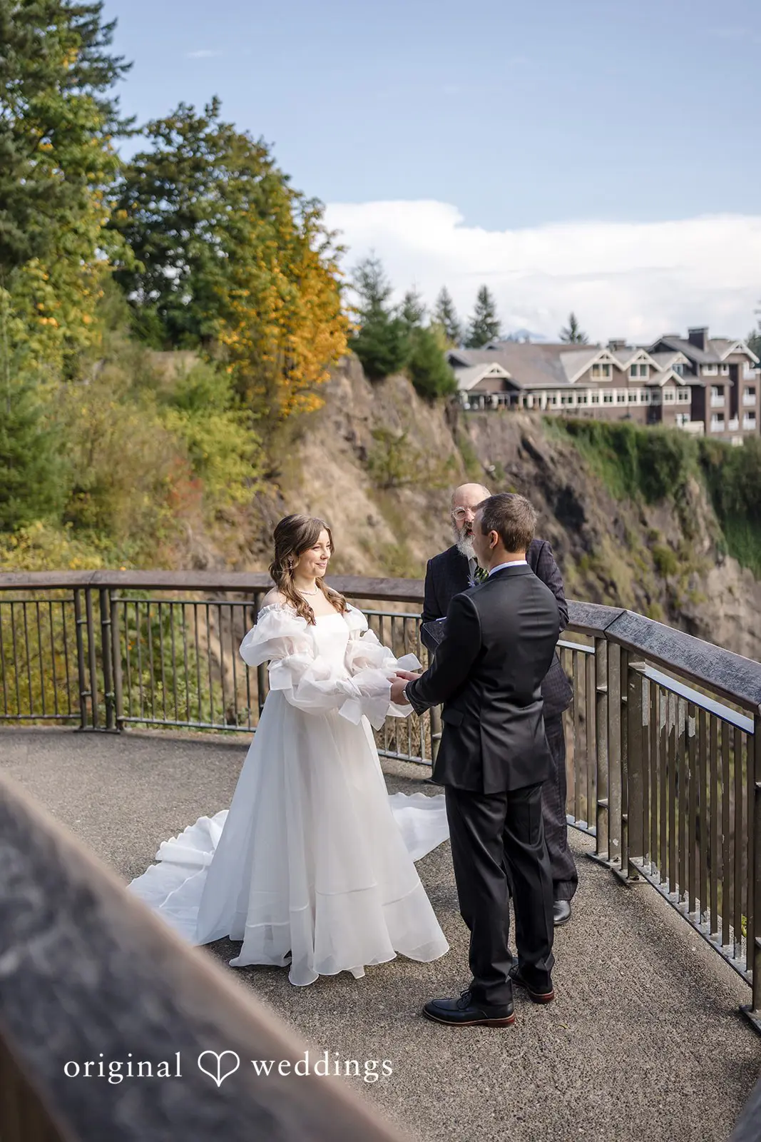 Lela + Michael Snoqualmie Falls Wedding // Lela & Michael -
