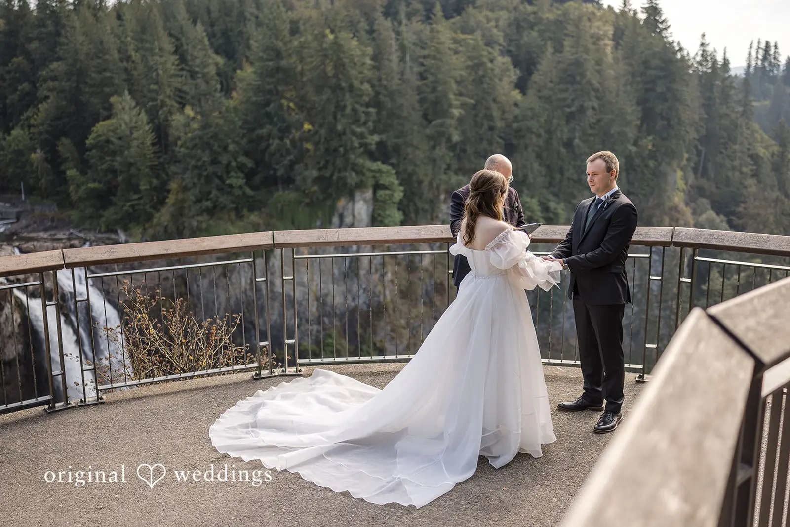 Lela + Michael Snoqualmie Falls Wedding // Lela & Michael -