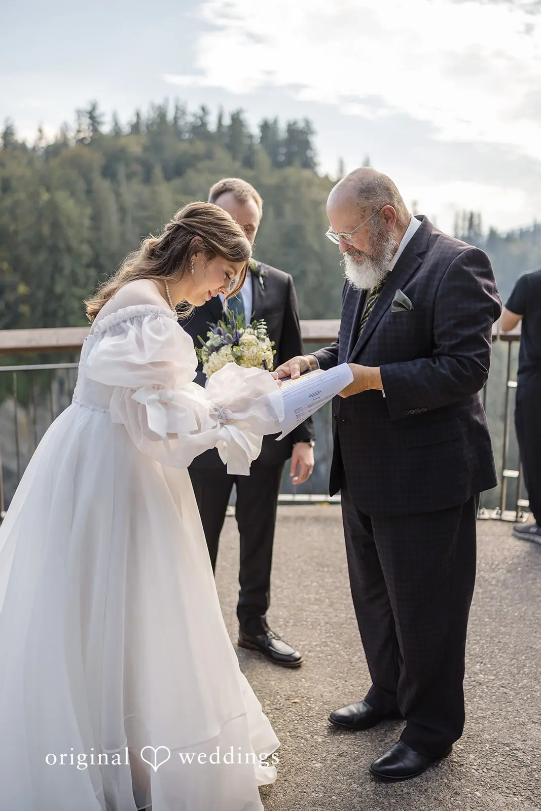 Lela + Michael Snoqualmie Falls Wedding // Lela & Michael -