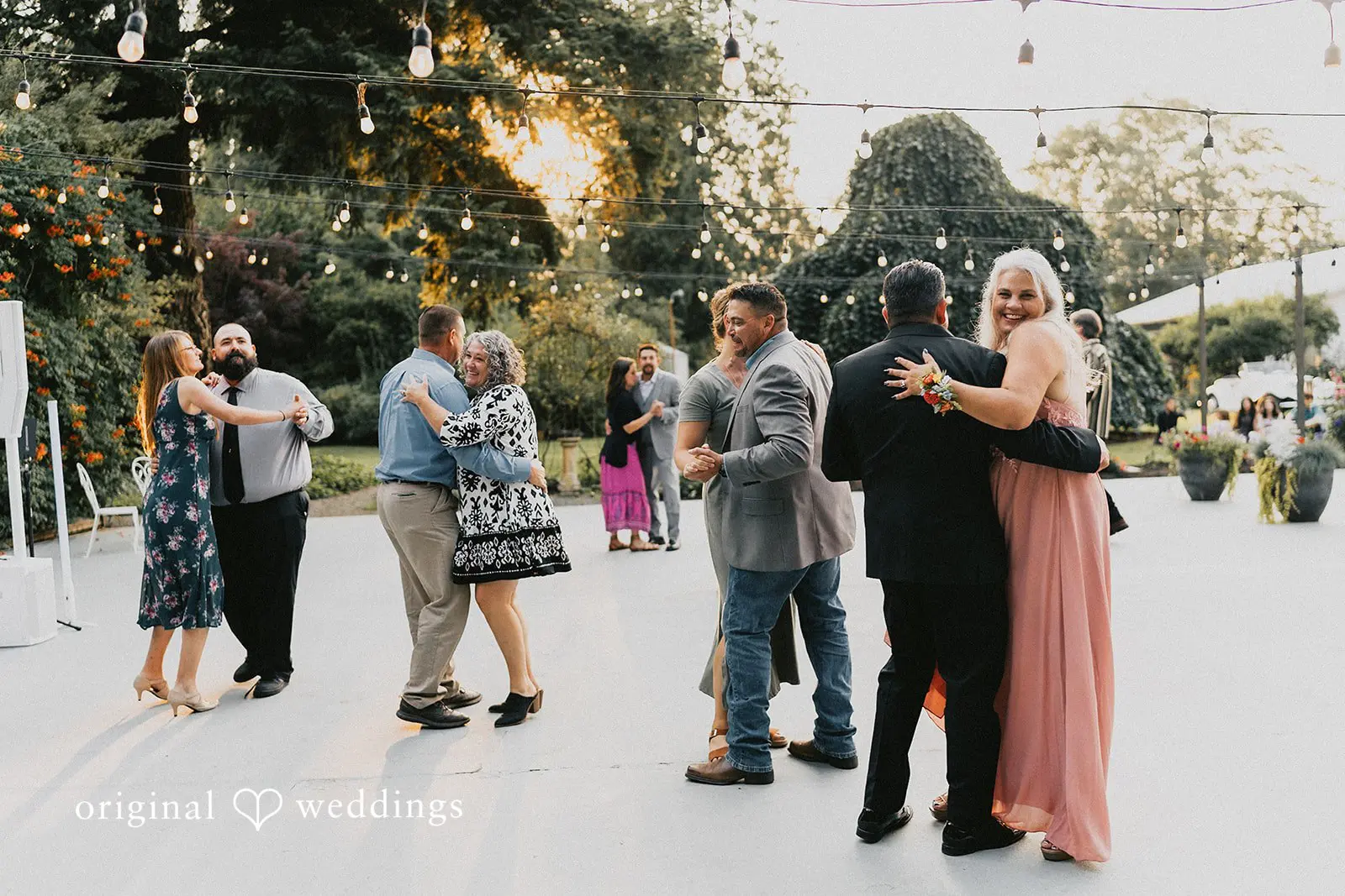 Payten + Jesse Stepping Stones Garden Wedding // Payten & Jesse -