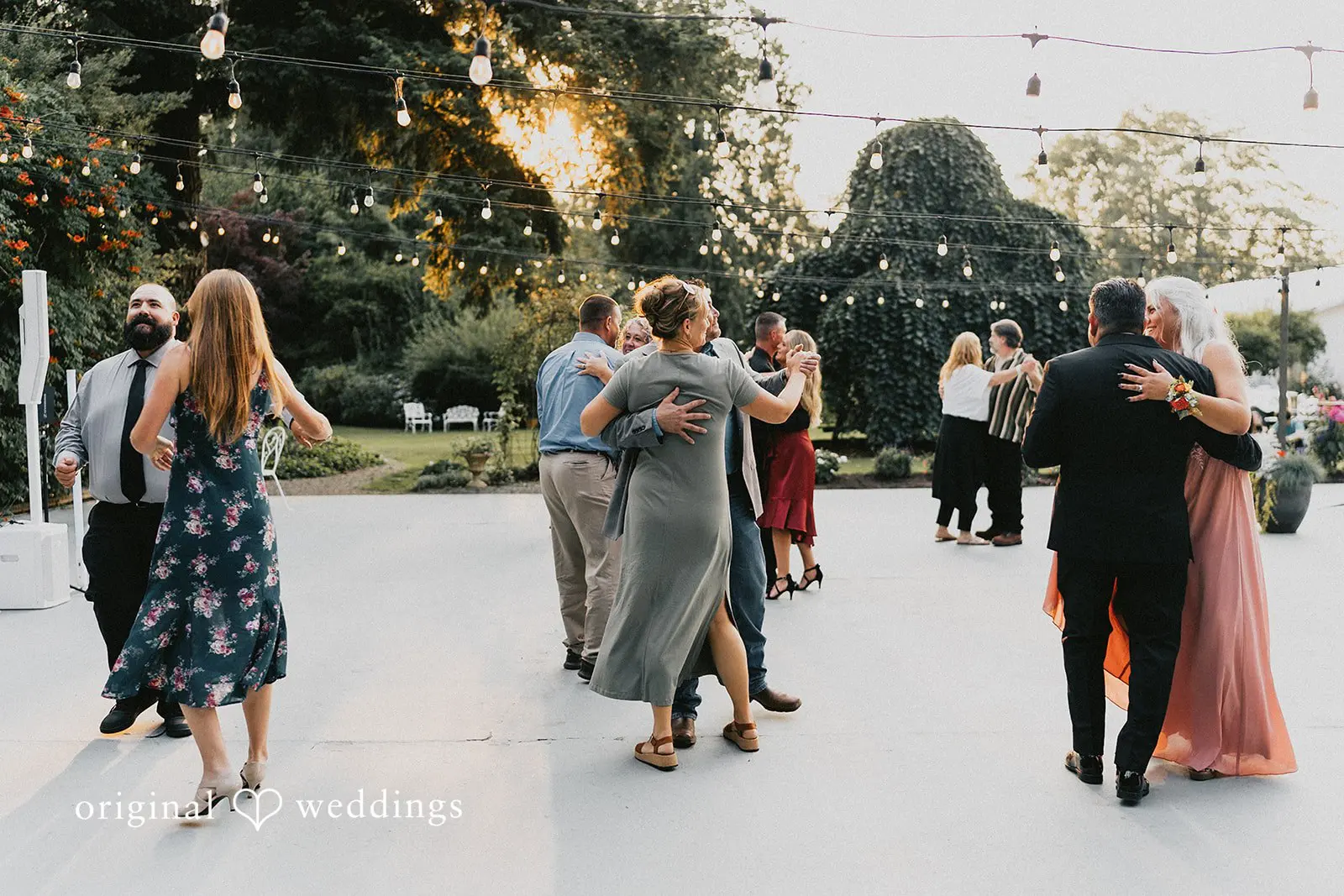 Payten + Jesse Stepping Stones Garden Wedding // Payten & Jesse -