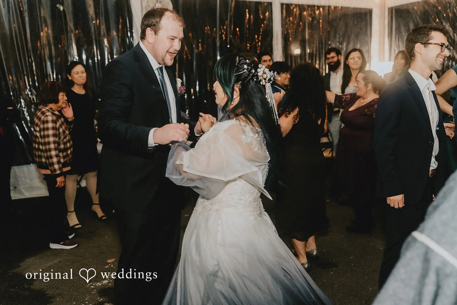 Corin + Gengyi Stone Zoo Wedding // Corin & Gengyi -