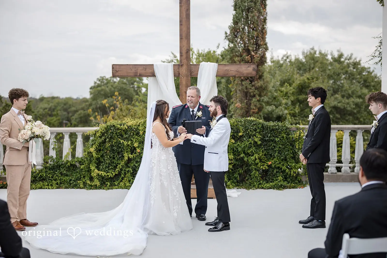 Stoney Ridge Villa Wedding // Allison & Dillion -