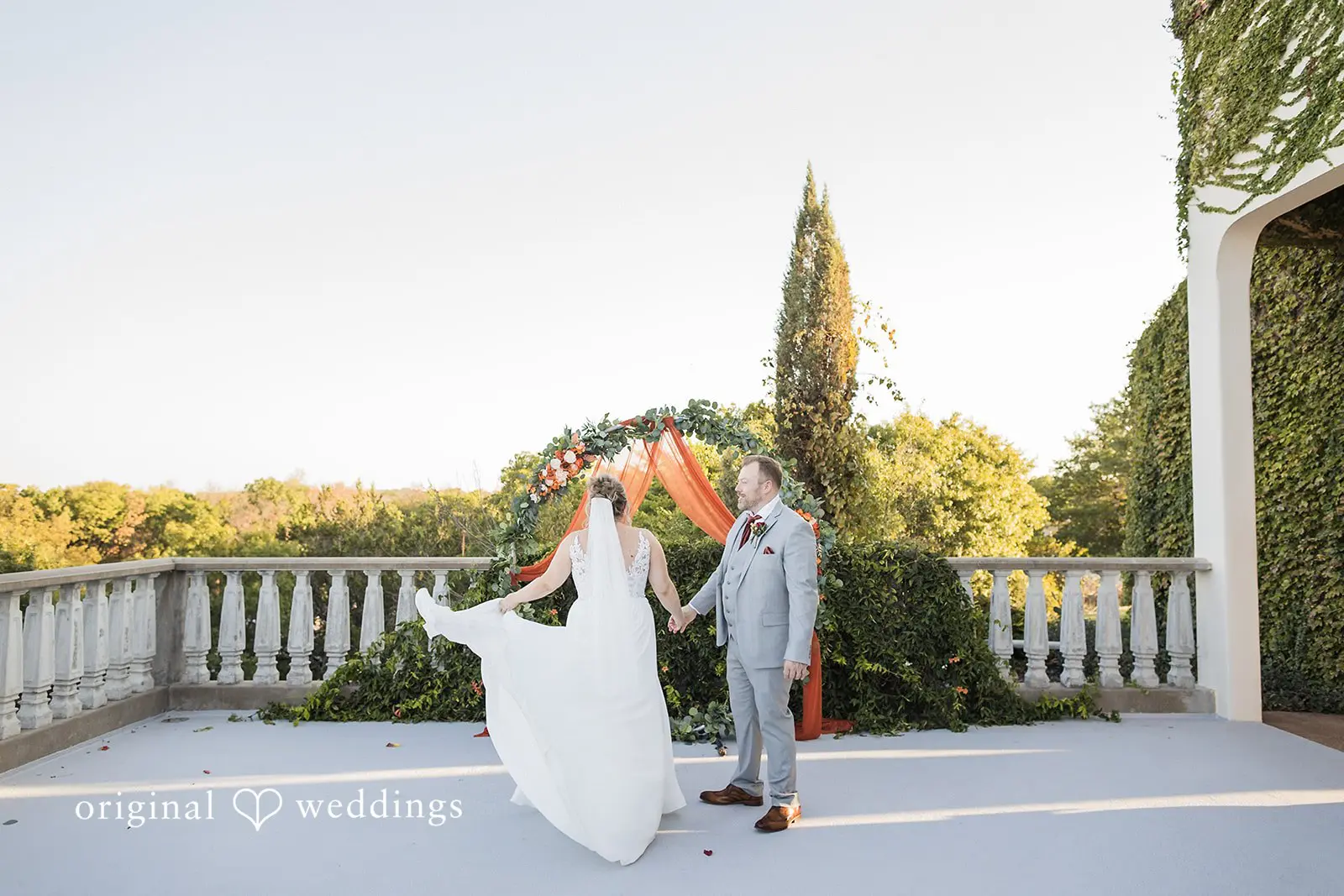 Amanda + Aaron Stoney Ridge Villa Wedding // Amanda & Aaron -