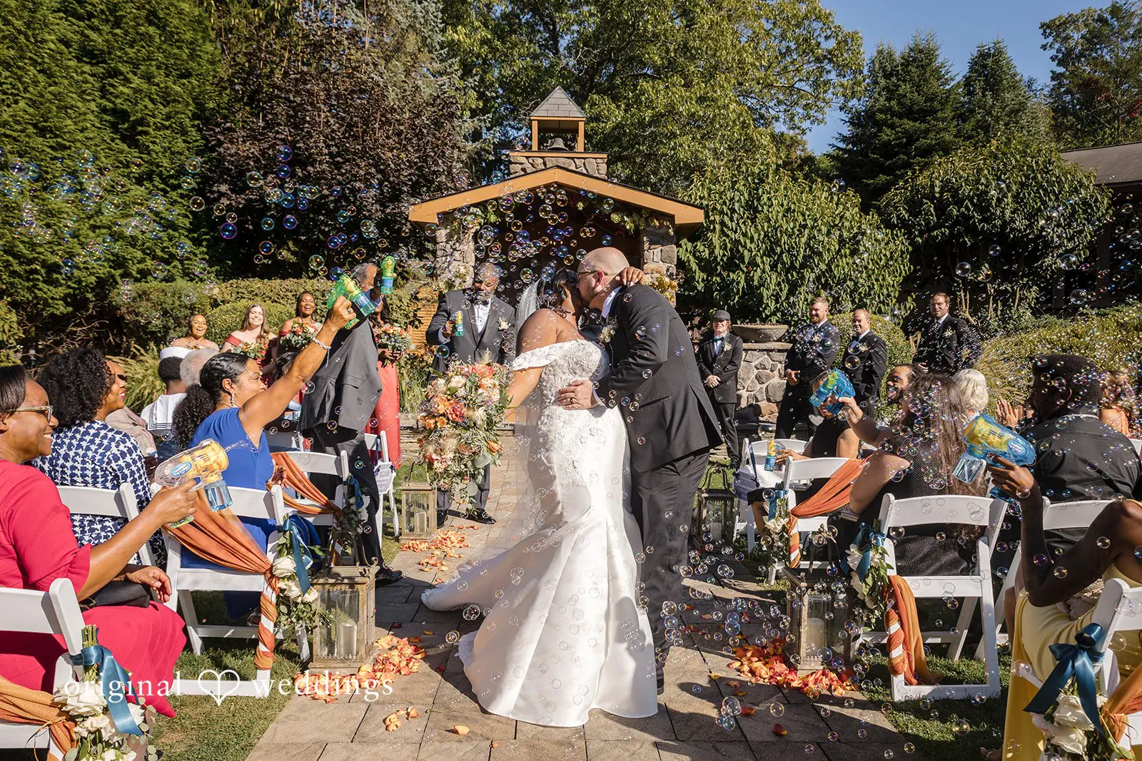 Taylor + James Stroudsmoor Wedding // Taylor & James -