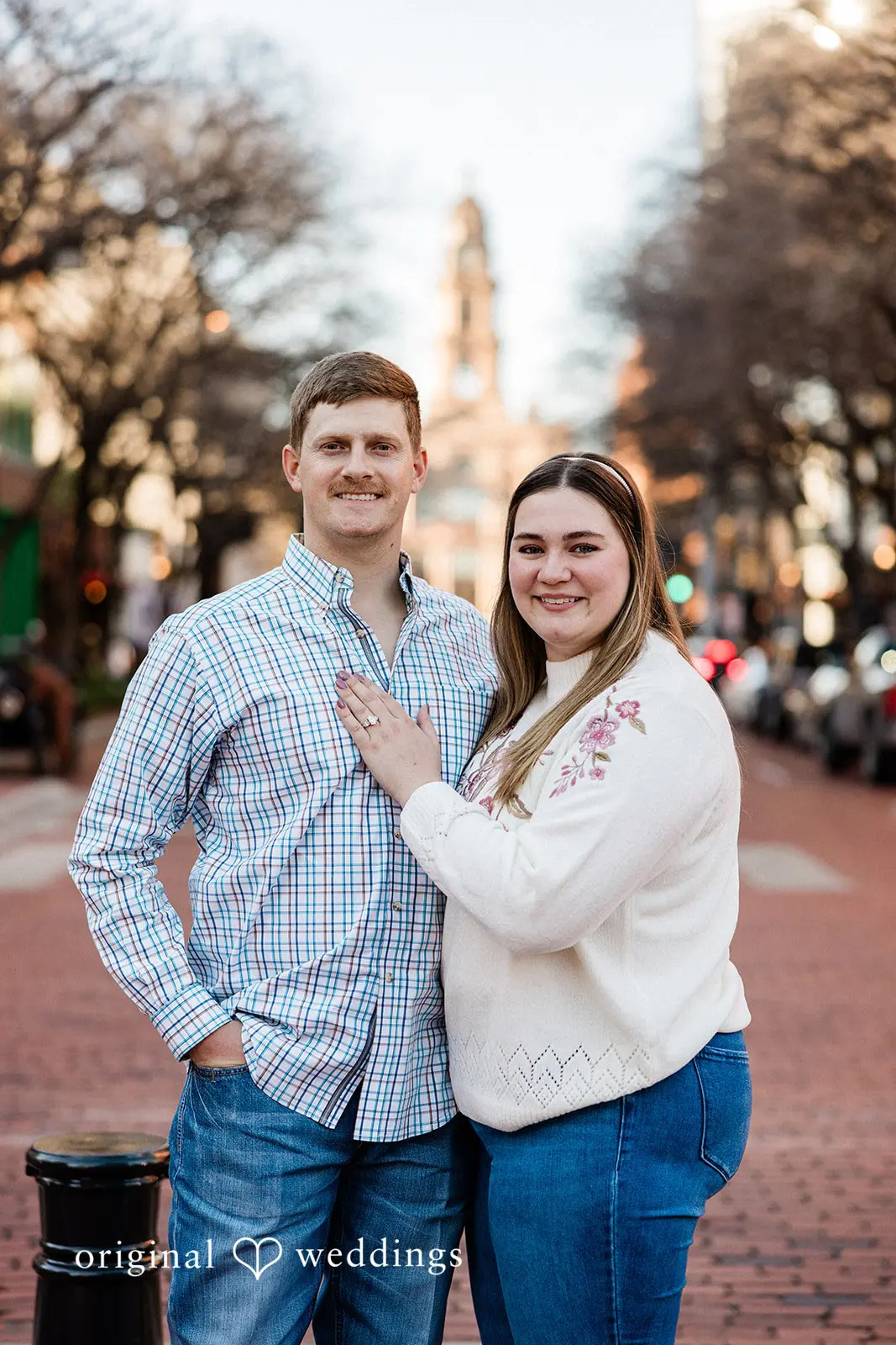 Riley + Lyndsay Sundance Square In Downtown Fort Worth Engagement // Riley & Lyndsay -