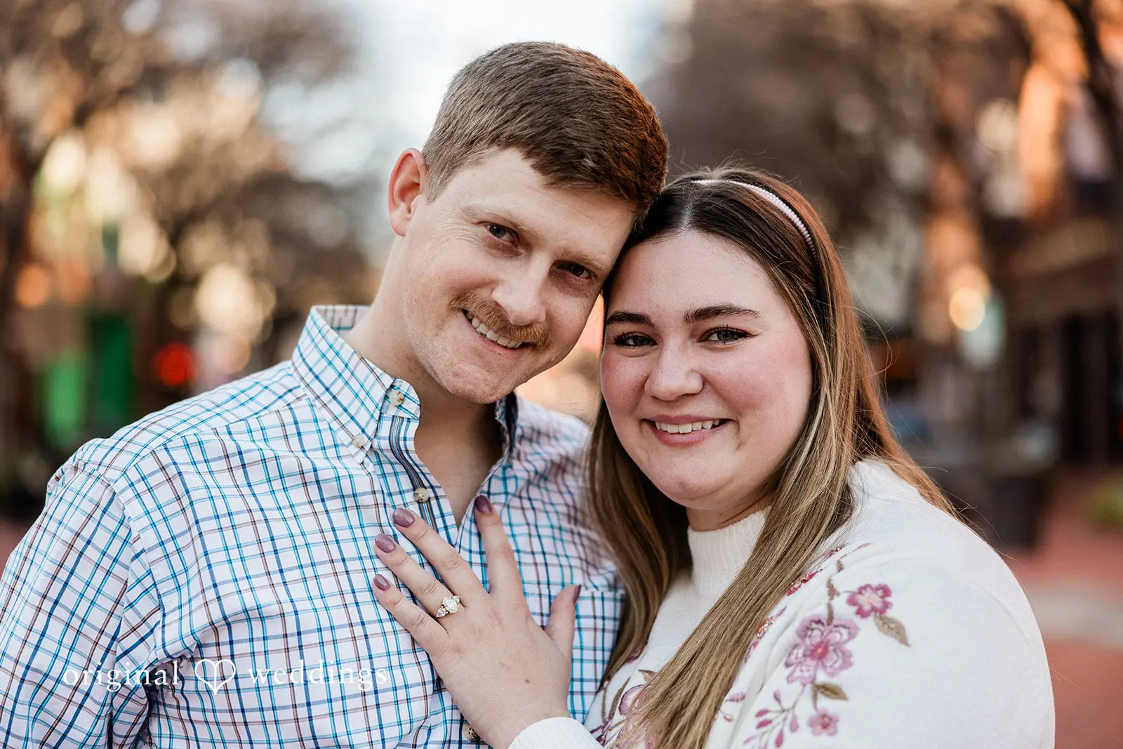 Riley + Lyndsay Sundance Square In Downtown Fort Worth Engagement // Riley & Lyndsay -