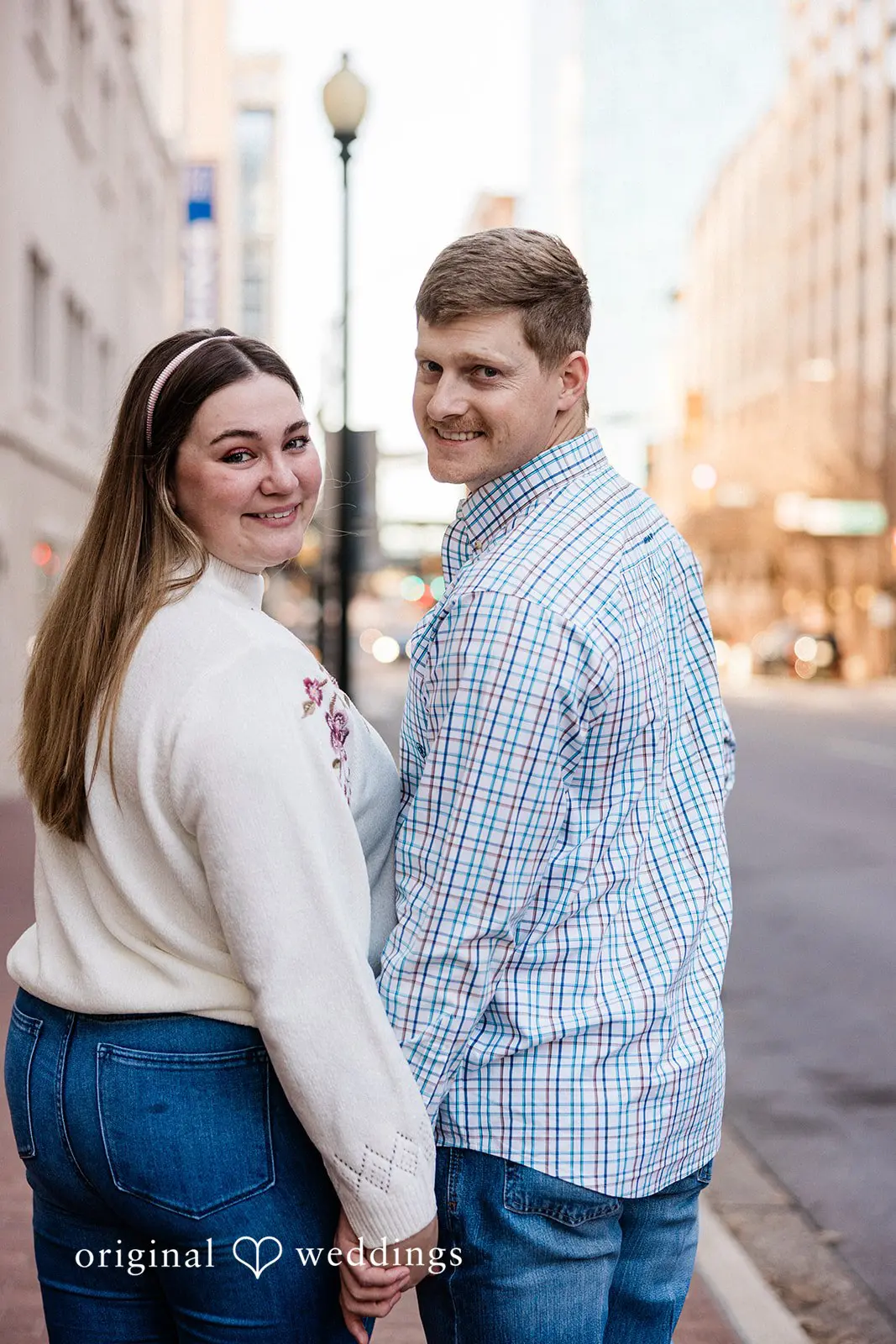 Riley + Lyndsay Sundance Square In Downtown Fort Worth Engagement // Riley & Lyndsay -