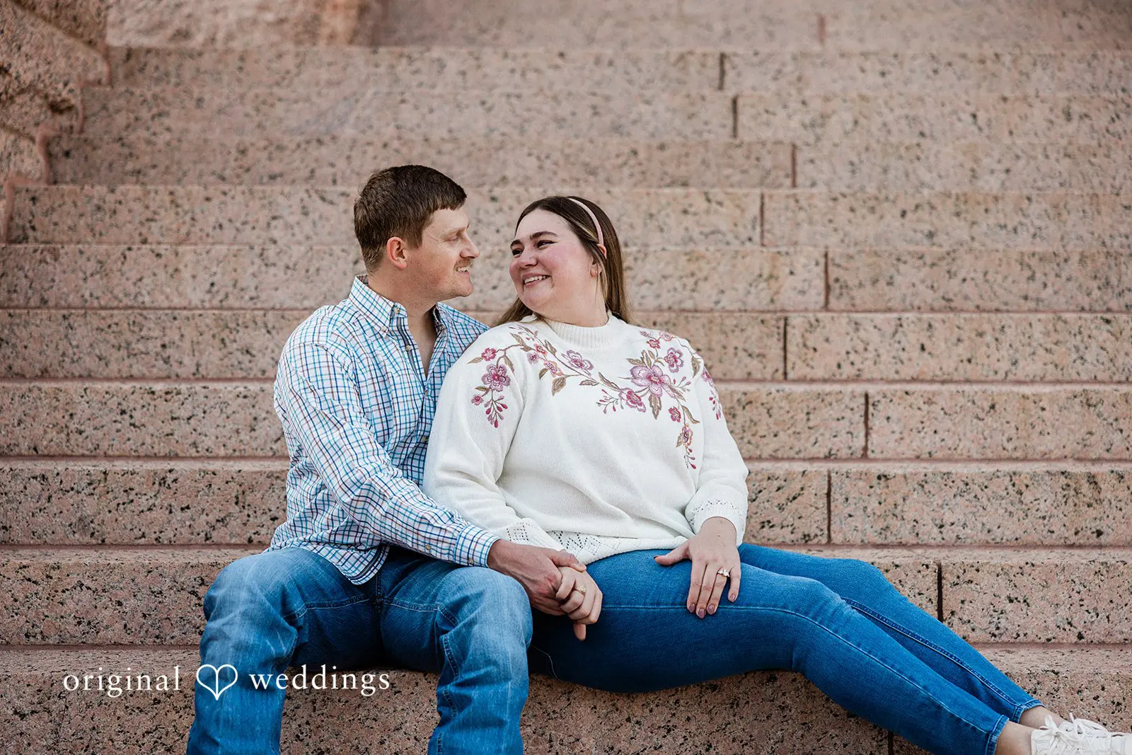 Riley + Lyndsay Sundance Square In Downtown Fort Worth Engagement // Riley & Lyndsay -
