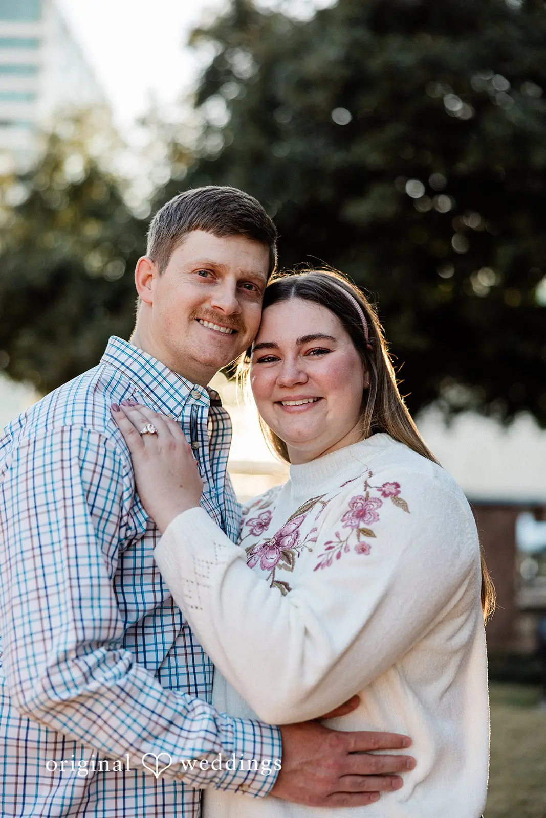Riley + Lyndsay Sundance Square In Downtown Fort Worth Engagement // Riley & Lyndsay -