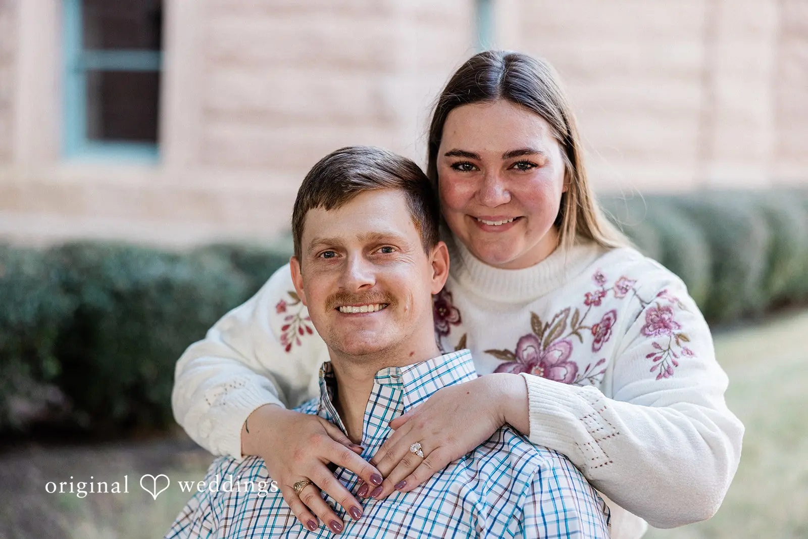Riley + Lyndsay Sundance Square In Downtown Fort Worth Engagement // Riley & Lyndsay -