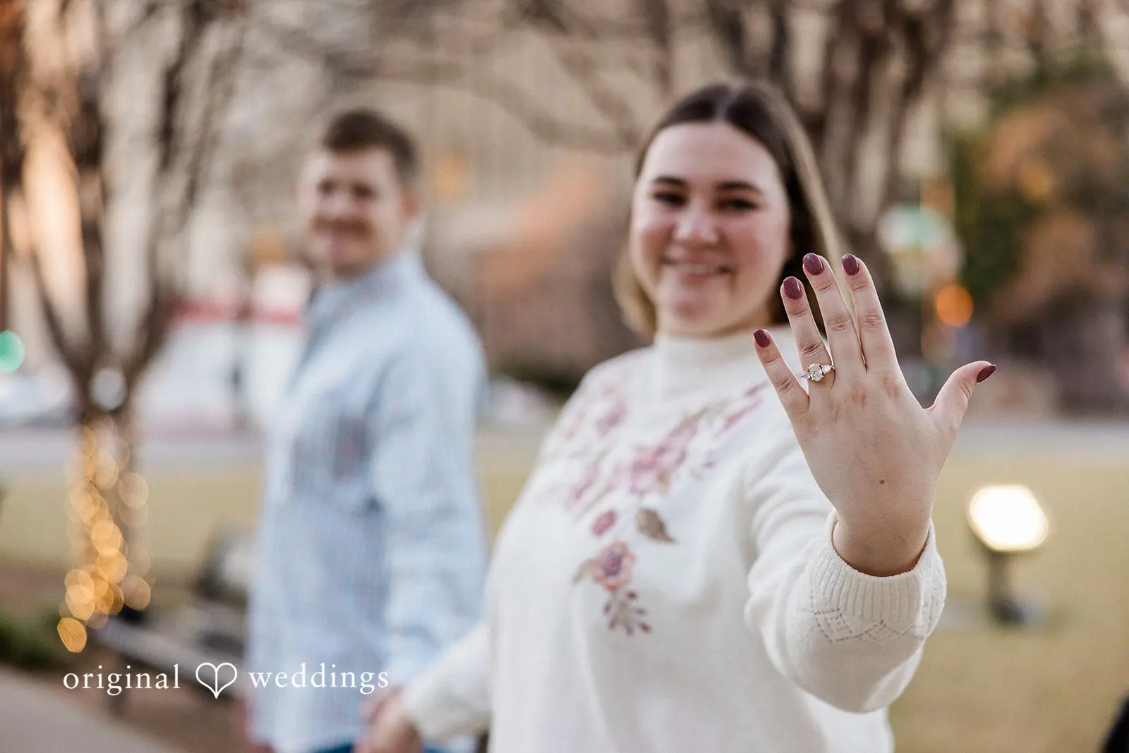 Riley + Lyndsay Sundance Square In Downtown Fort Worth Engagement // Riley & Lyndsay -