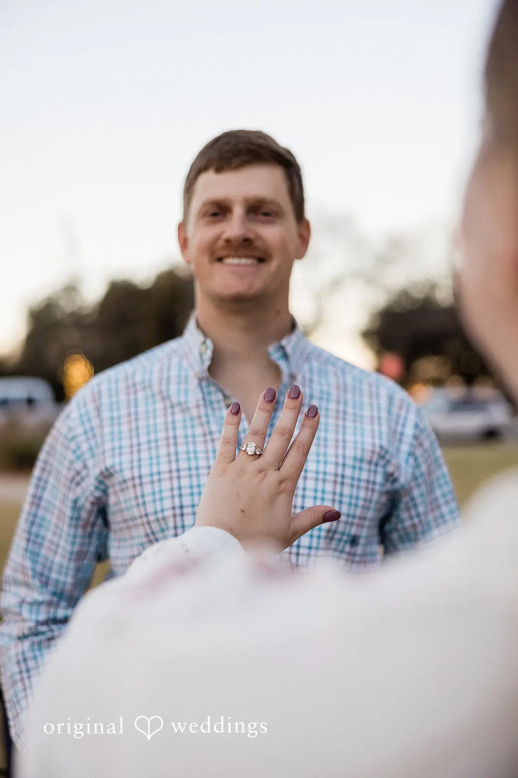 Riley + Lyndsay Sundance Square In Downtown Fort Worth Engagement // Riley & Lyndsay -