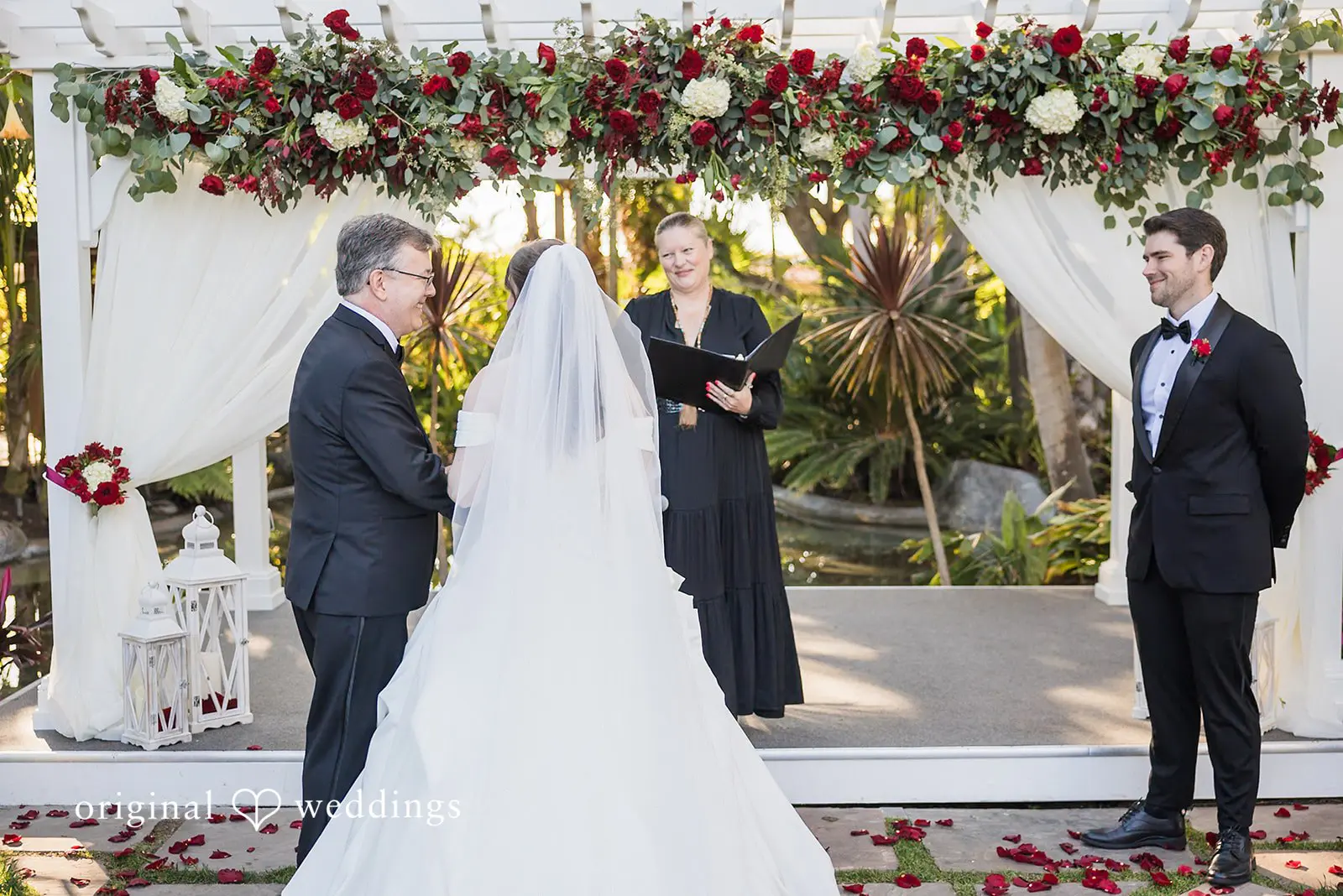 The Bahia Resort Wedding // Sarah & Kevin -
