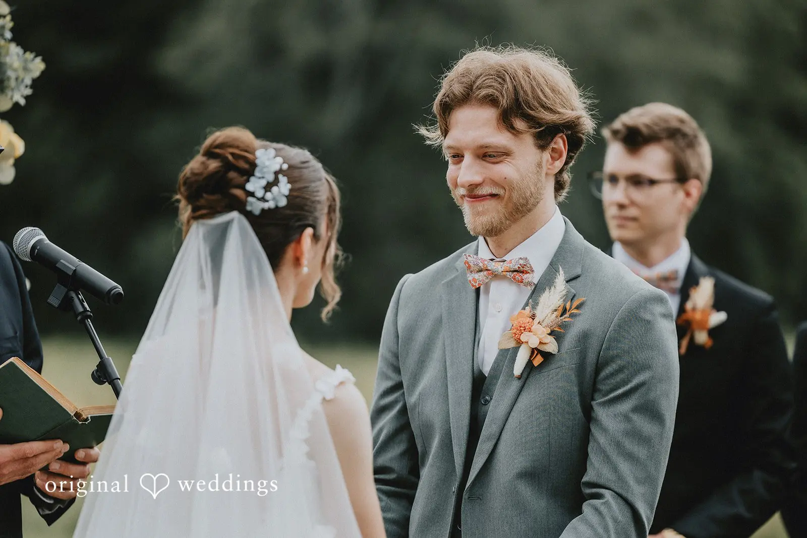 The Barn at Maple Lane Farms Wedding // Emmanuelle & Christian -