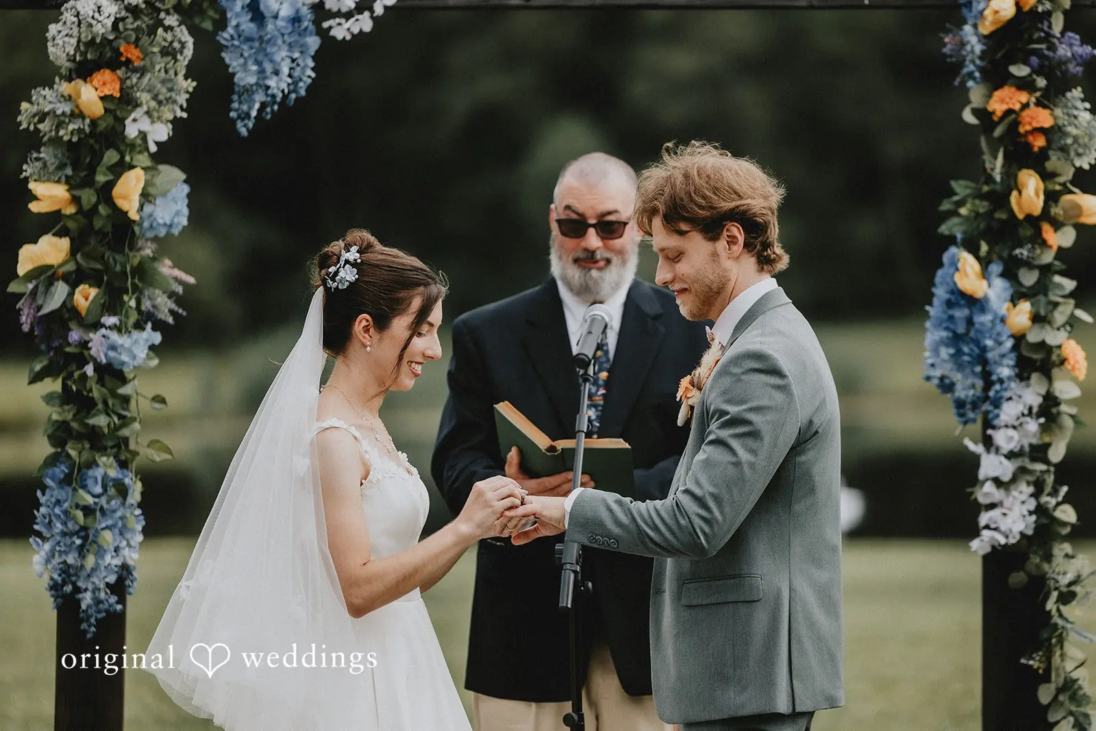 The Barn at Maple Lane Farms Wedding // Emmanuelle & Christian -