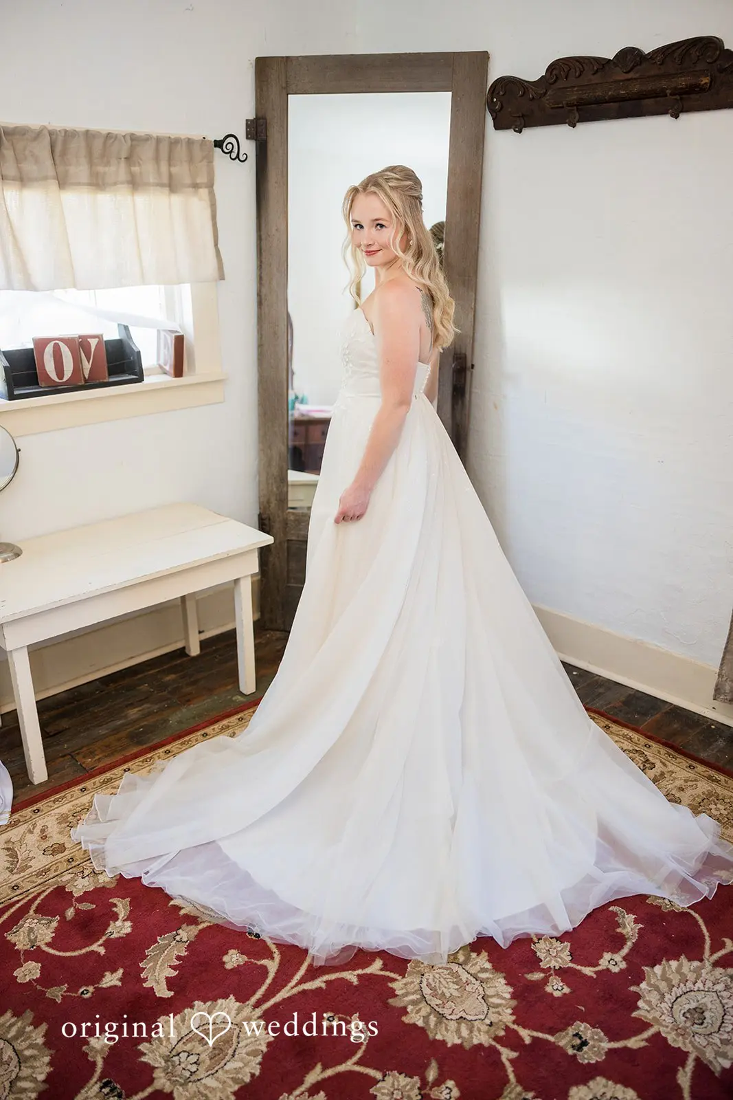 Ellen + George The Barnstone Wedding // Ellen & George -