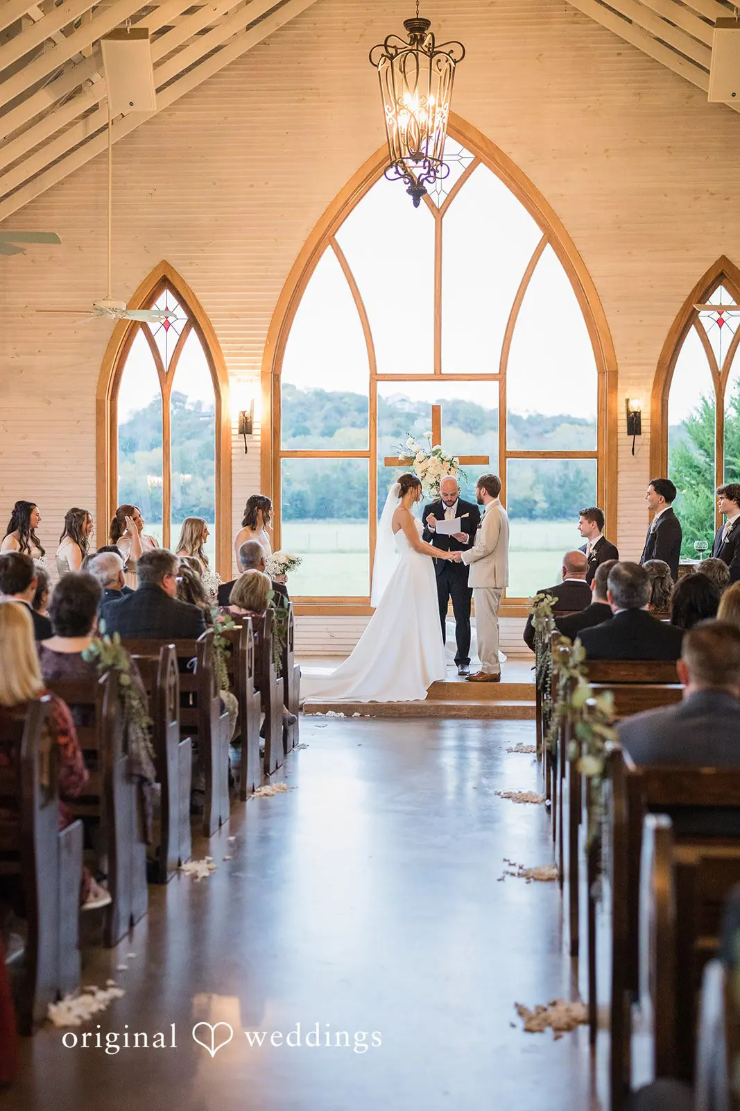 Jared + Brooke The Brooks at Weatherford Wedding // Jared & Brooke -