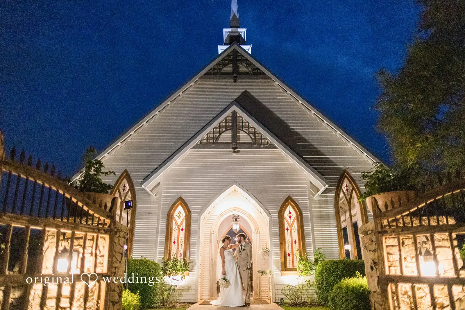 Jared + Brooke The Brooks at Weatherford Wedding // Jared & Brooke -