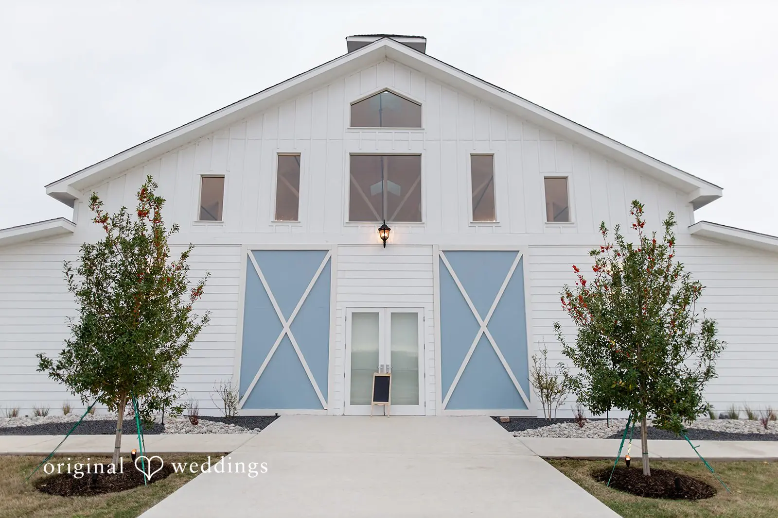 Jillian + Darrell The Cinnamon Barn Wedding // Jillian & Darrell -