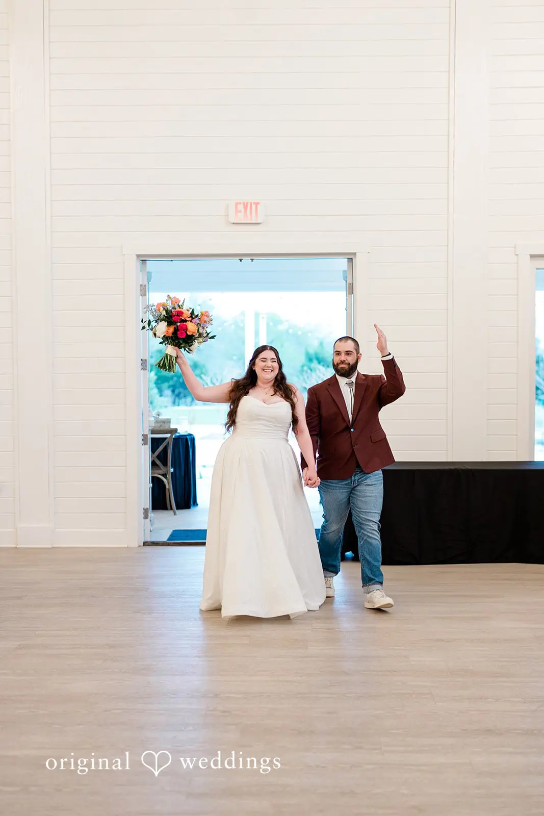 Jillian + Darrell The Cinnamon Barn Wedding // Jillian & Darrell -
