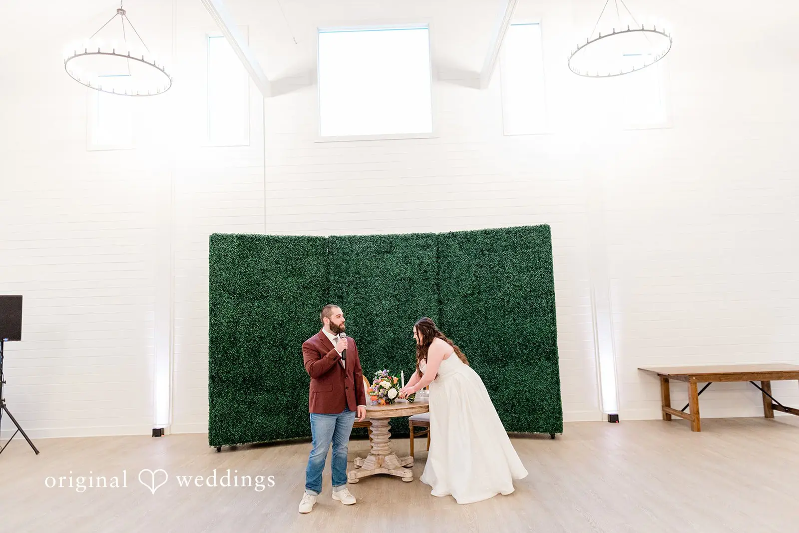 Jillian + Darrell The Cinnamon Barn Wedding // Jillian & Darrell -