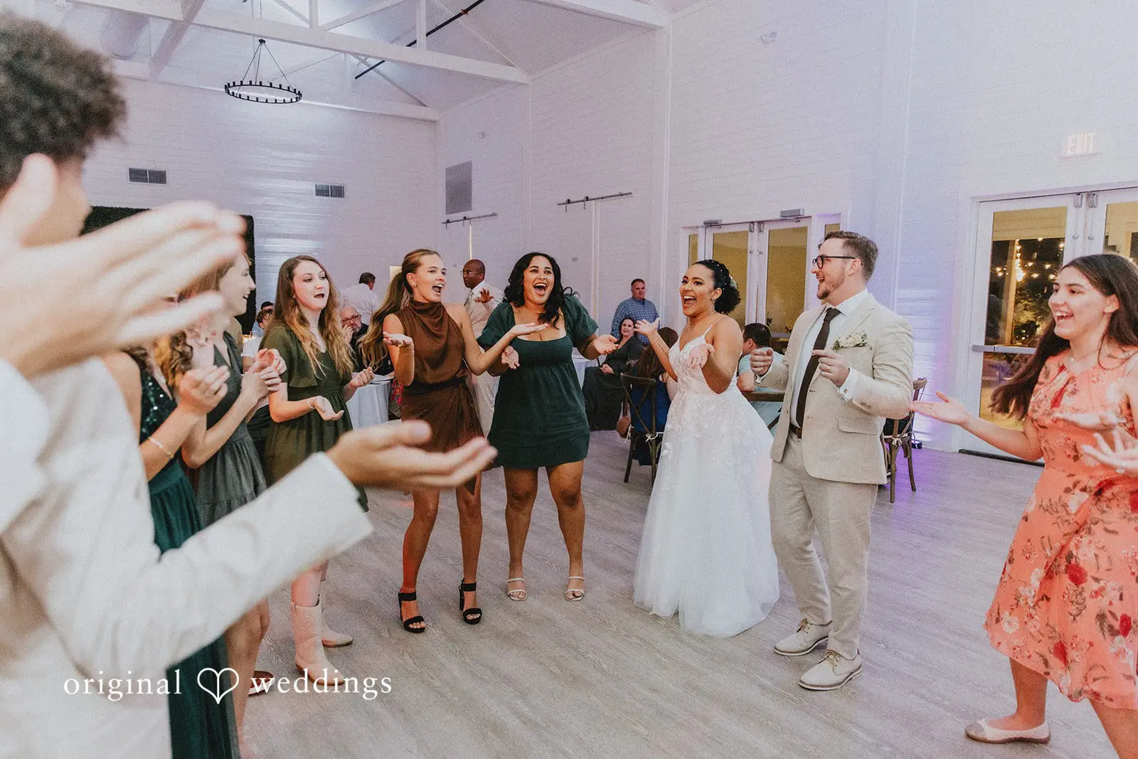 Kaleb + Kiera The Cinnamon Barn Wedding // Kiera & Kaleb -