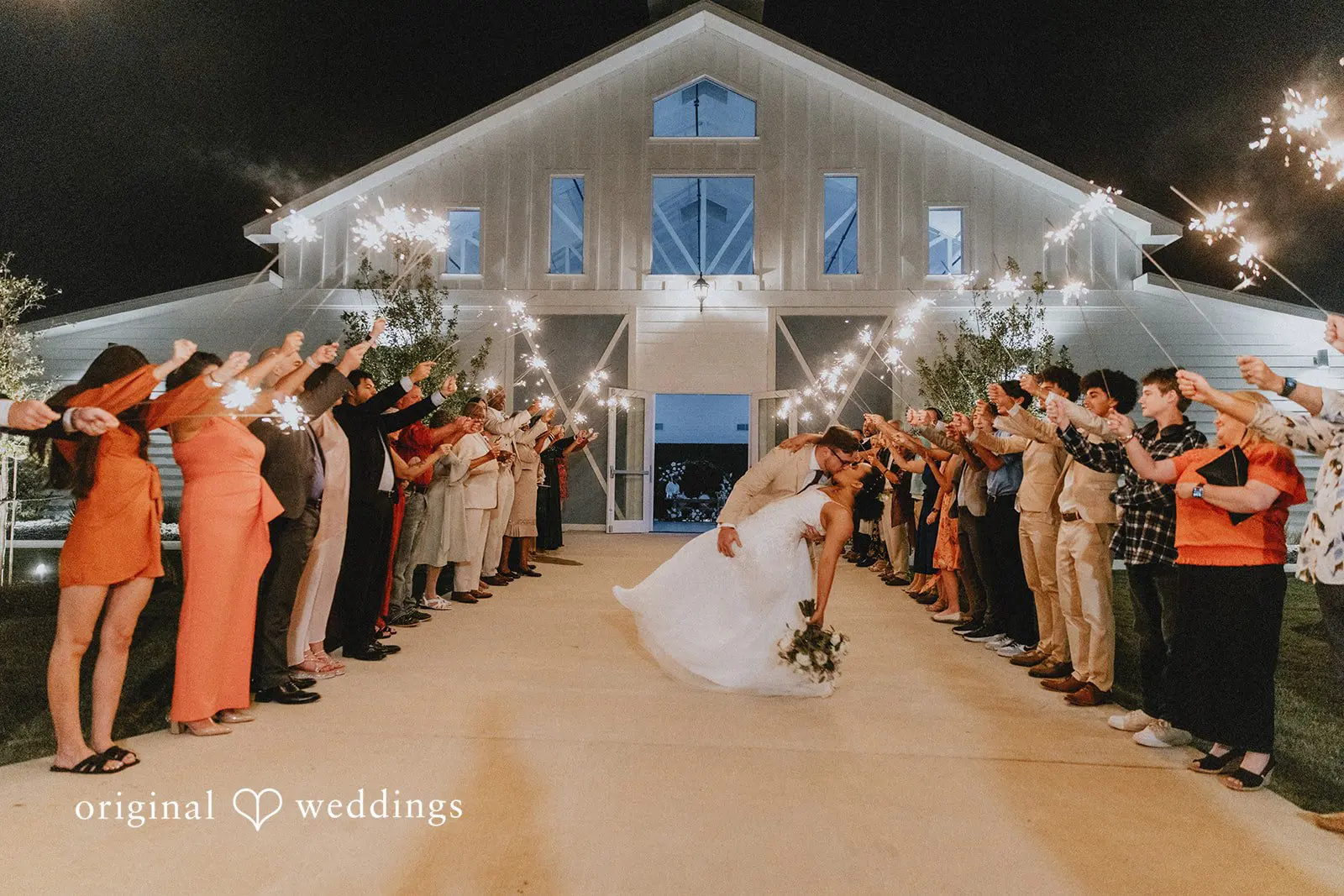 Kaleb + Kiera The Cinnamon Barn Wedding // Kiera & Kaleb -