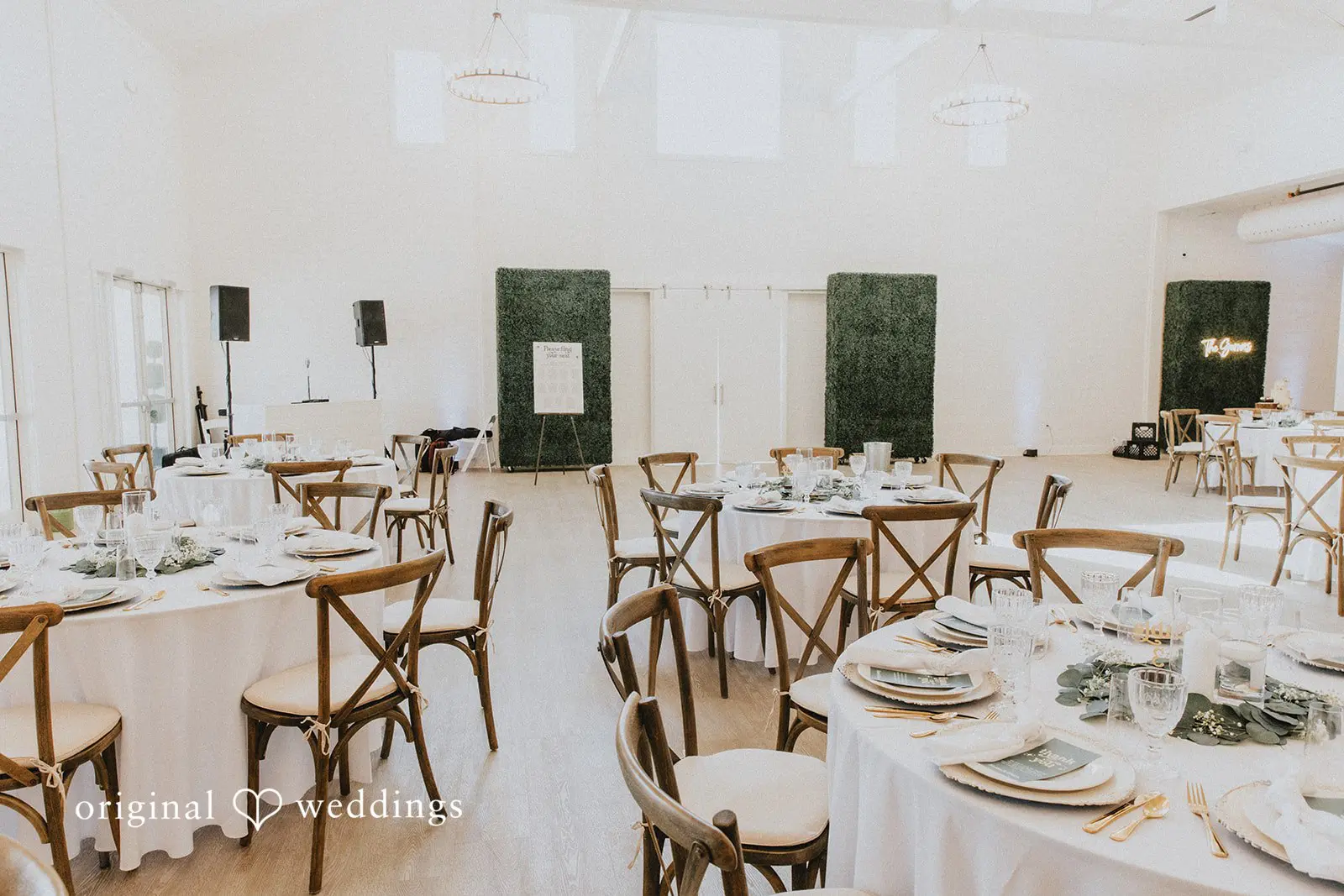 Kaleb + Kiera The Cinnamon Barn Wedding // Kiera & Kaleb -