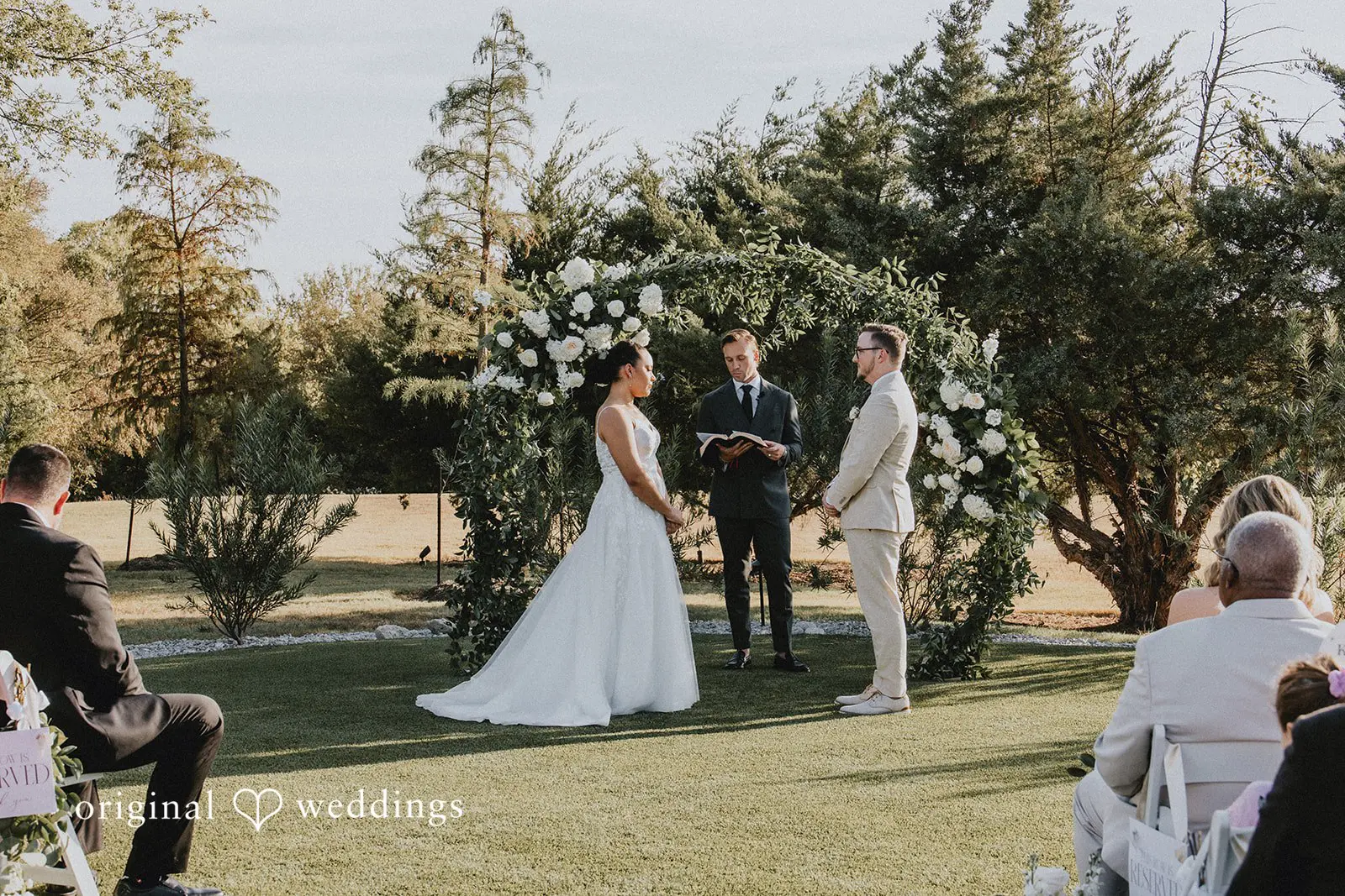Kaleb + Kiera The Cinnamon Barn Wedding // Kiera & Kaleb -
