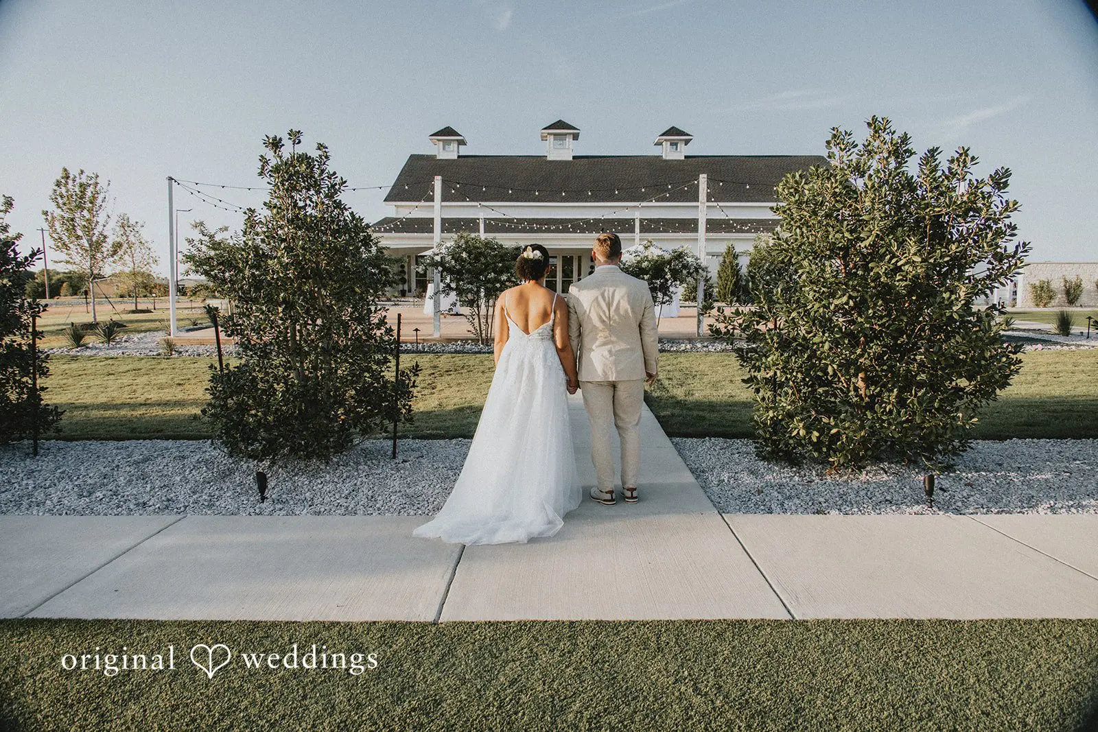 Kaleb + Kiera The Cinnamon Barn Wedding // Kiera & Kaleb -