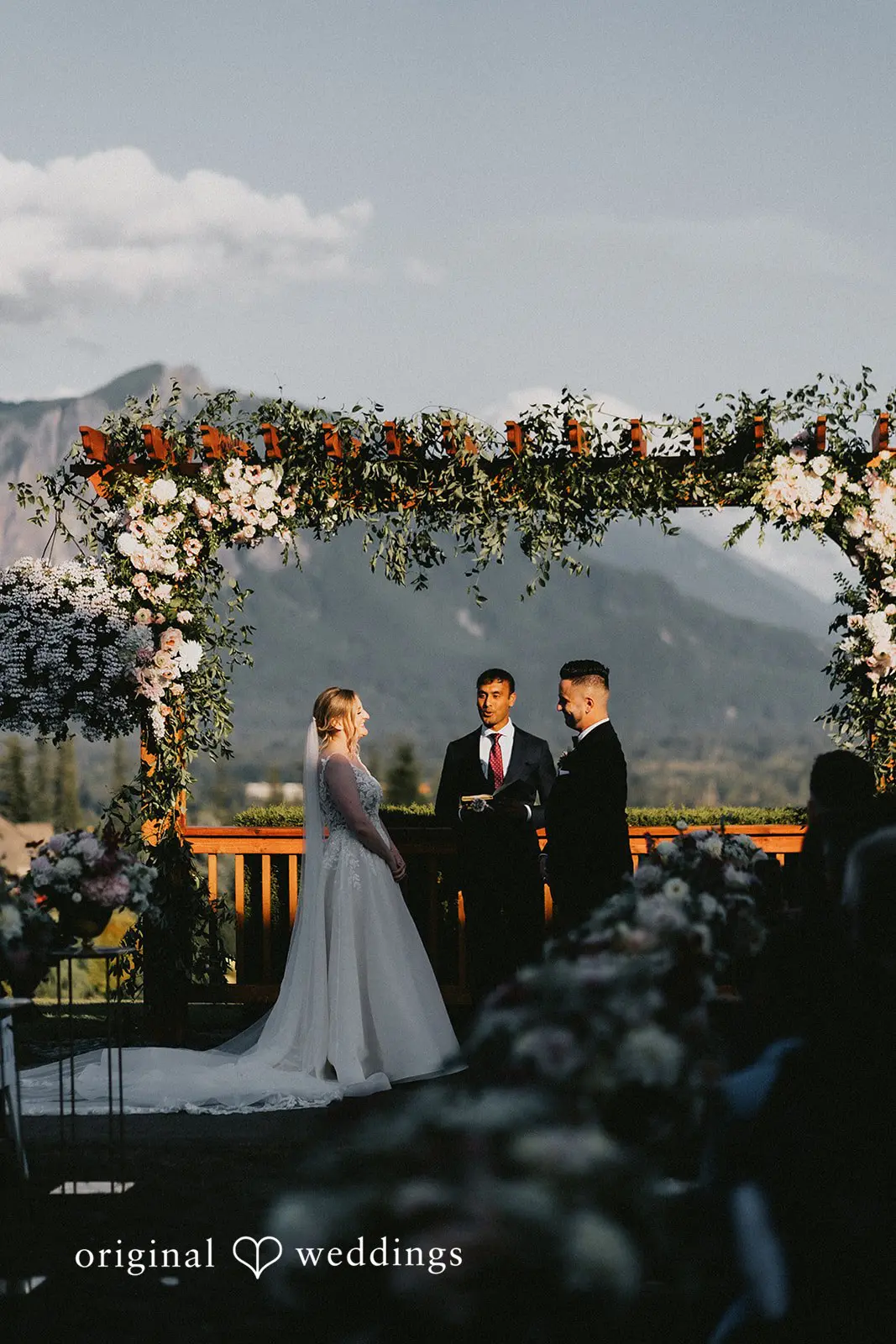 Melissa + Jeffrey The Club at Snoqualmie Ridge Wedding // Melissa & Jeffrey -