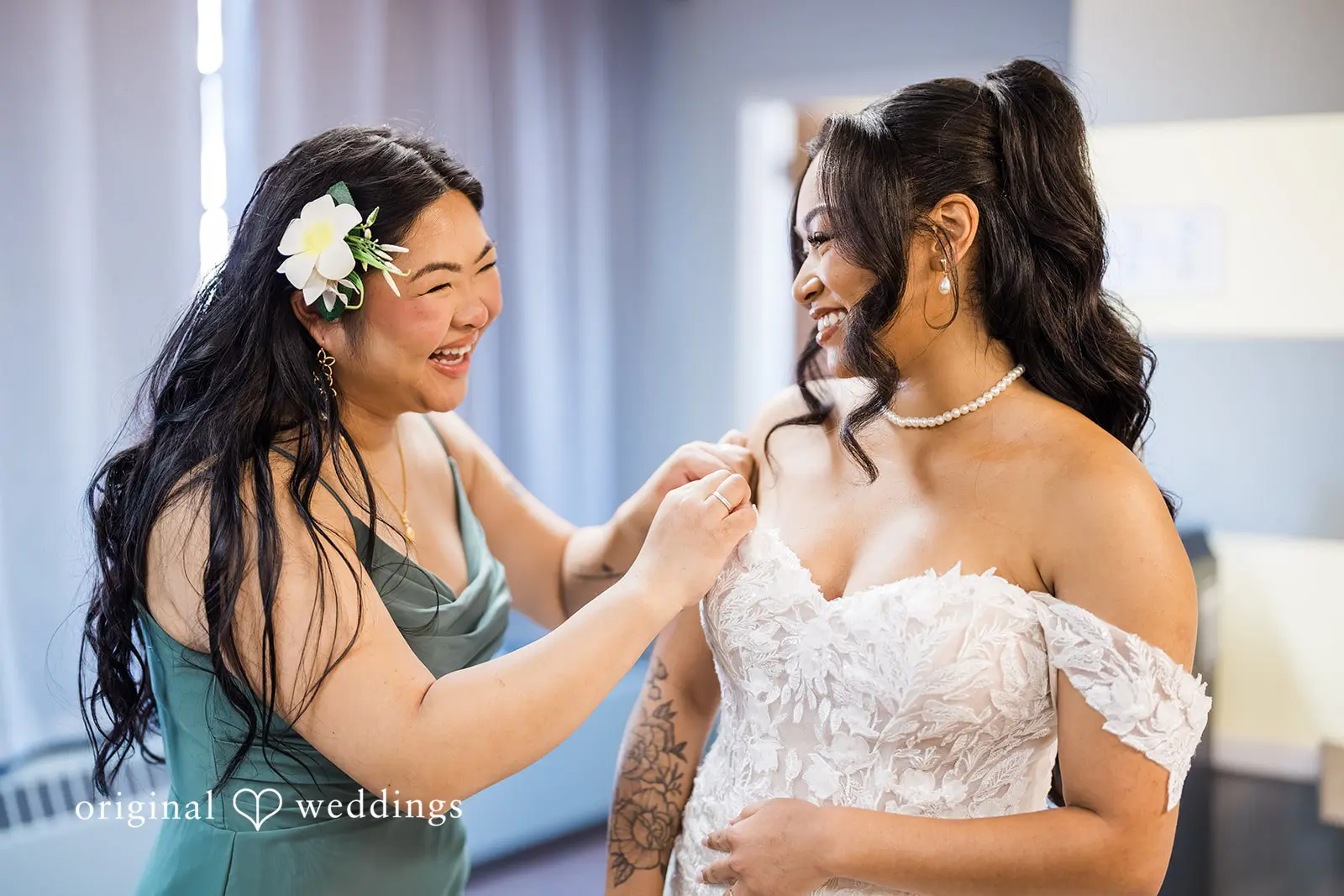 Dashamena + Glendal The Cove at Normandy Park Wedding // Dashamena & Glendal -