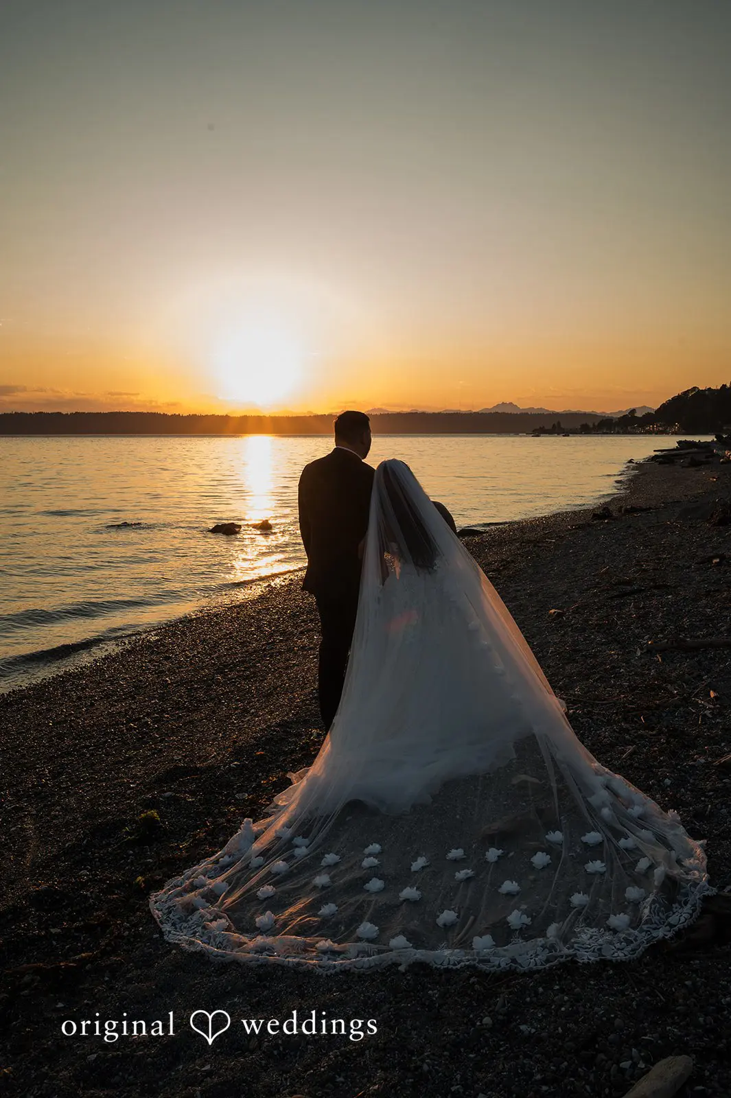 Cierra + Chris The Cove at Normandy Park Wedding // Cierra & Chris -
