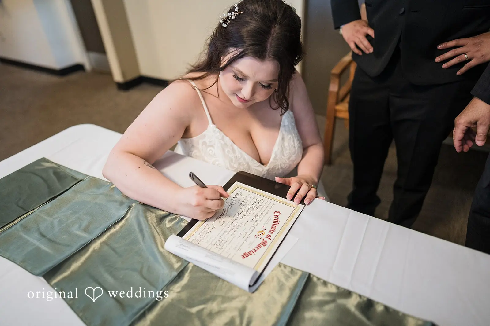 Mattison + Peter The Cove at Normandy Park Wedding // Mattison & Peter -