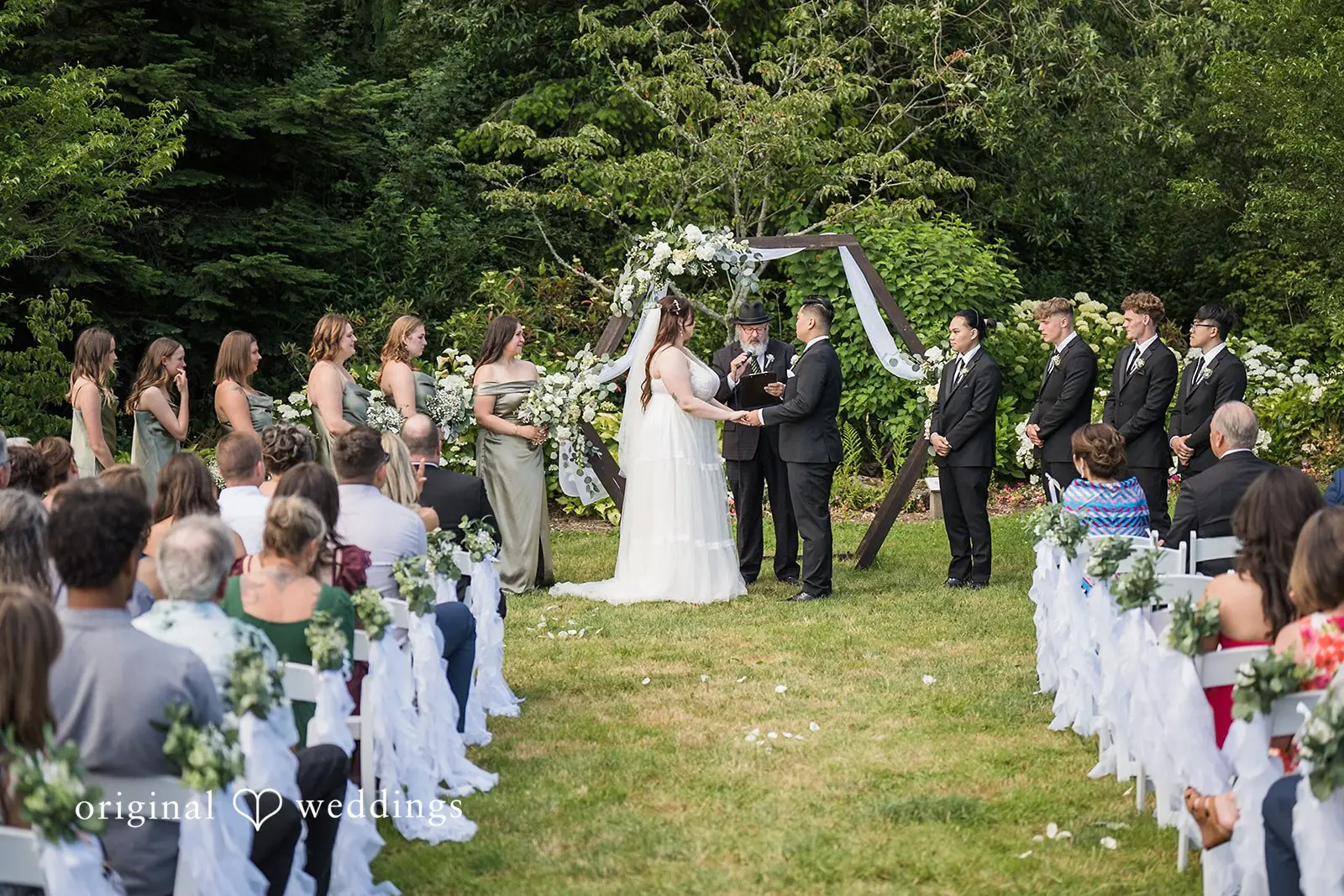 Mattison + Peter The Cove at Normandy Park Wedding // Mattison & Peter -