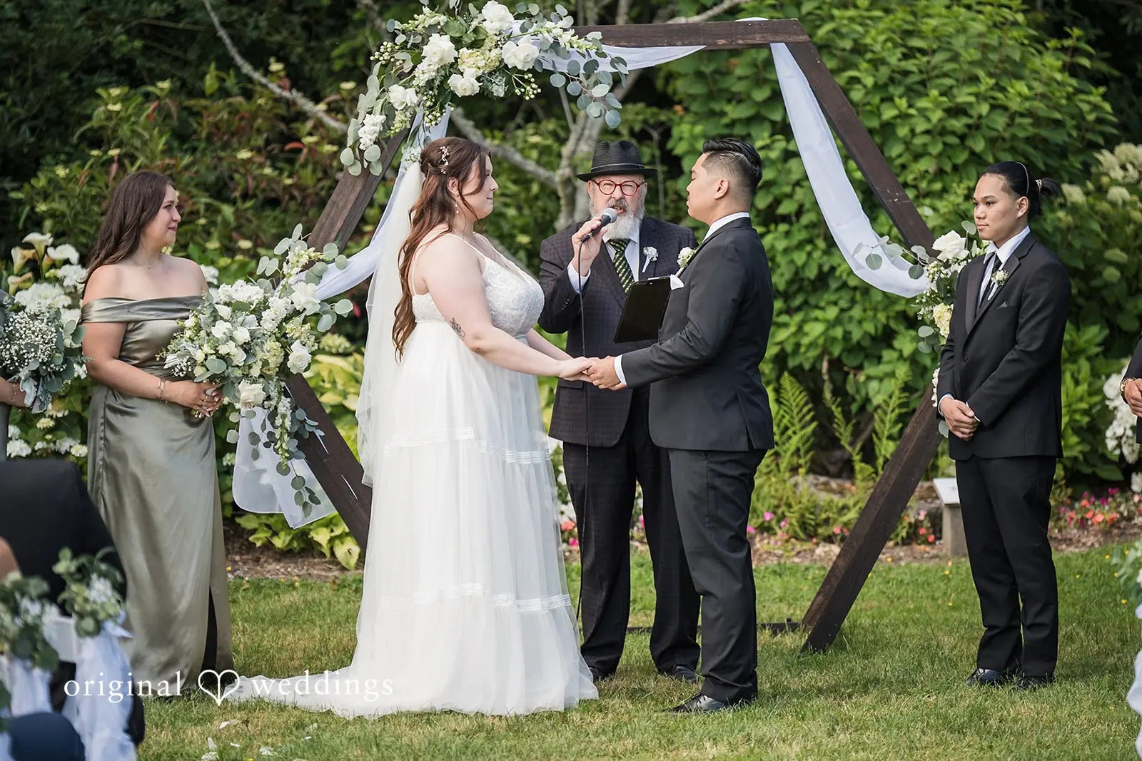 Mattison + Peter The Cove at Normandy Park Wedding // Mattison & Peter -