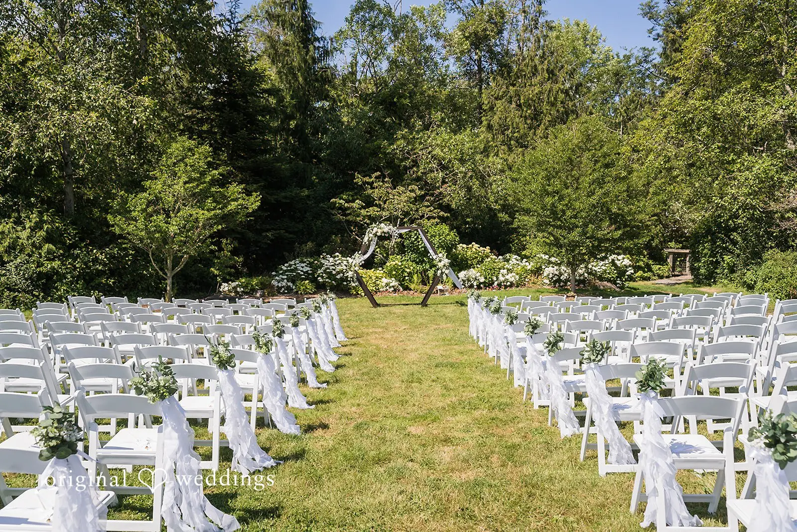 Mattison + Peter The Cove at Normandy Park Wedding // Mattison & Peter -