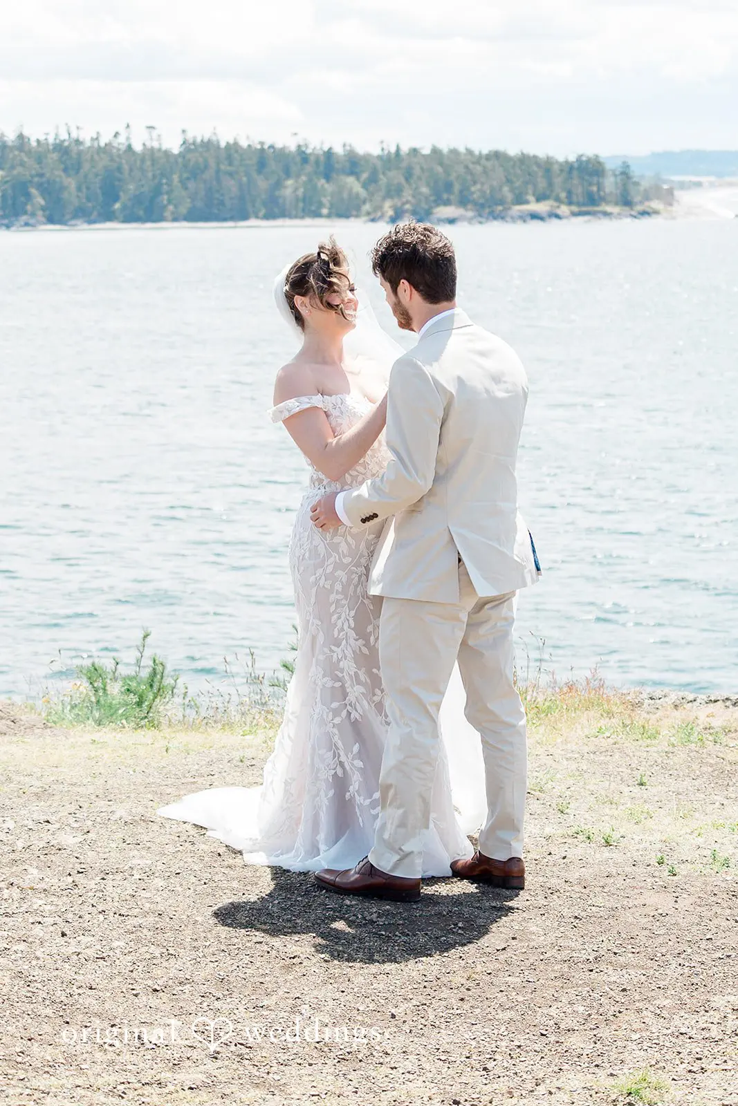 Kendall + Dean The Nantucket Inn Anacortes Wedding // Kendall & Dean -
