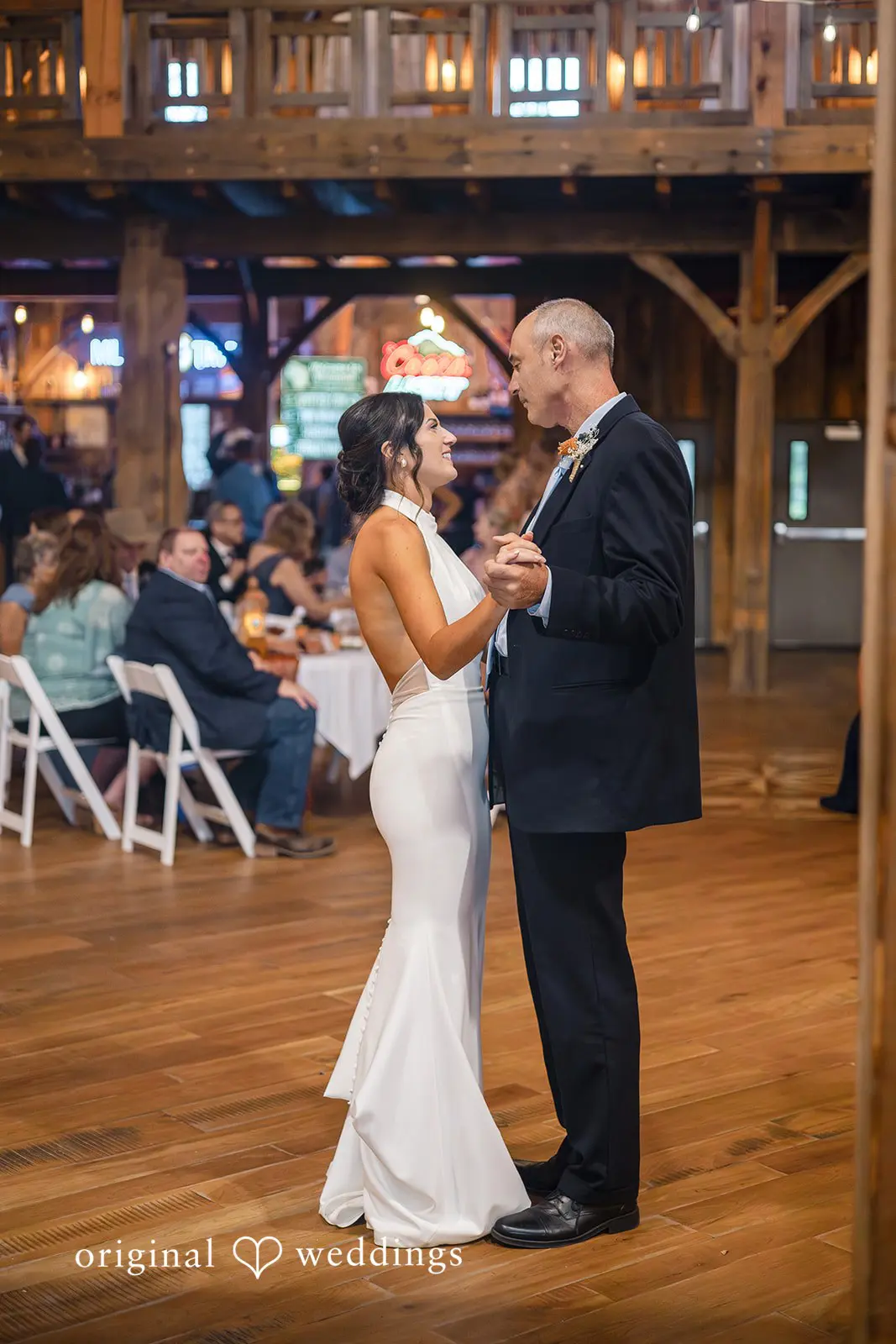 The Swan Barn Door Wedding //Jacqueline & Zachery -
